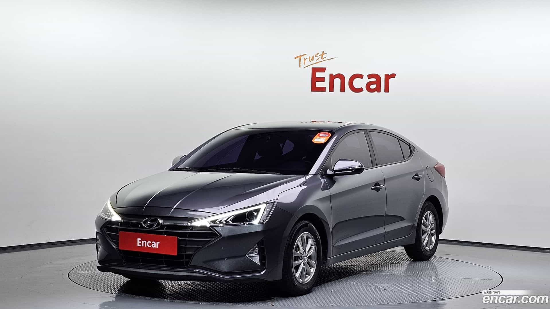AVANTE Hyundai 2019.1-OUTER-001