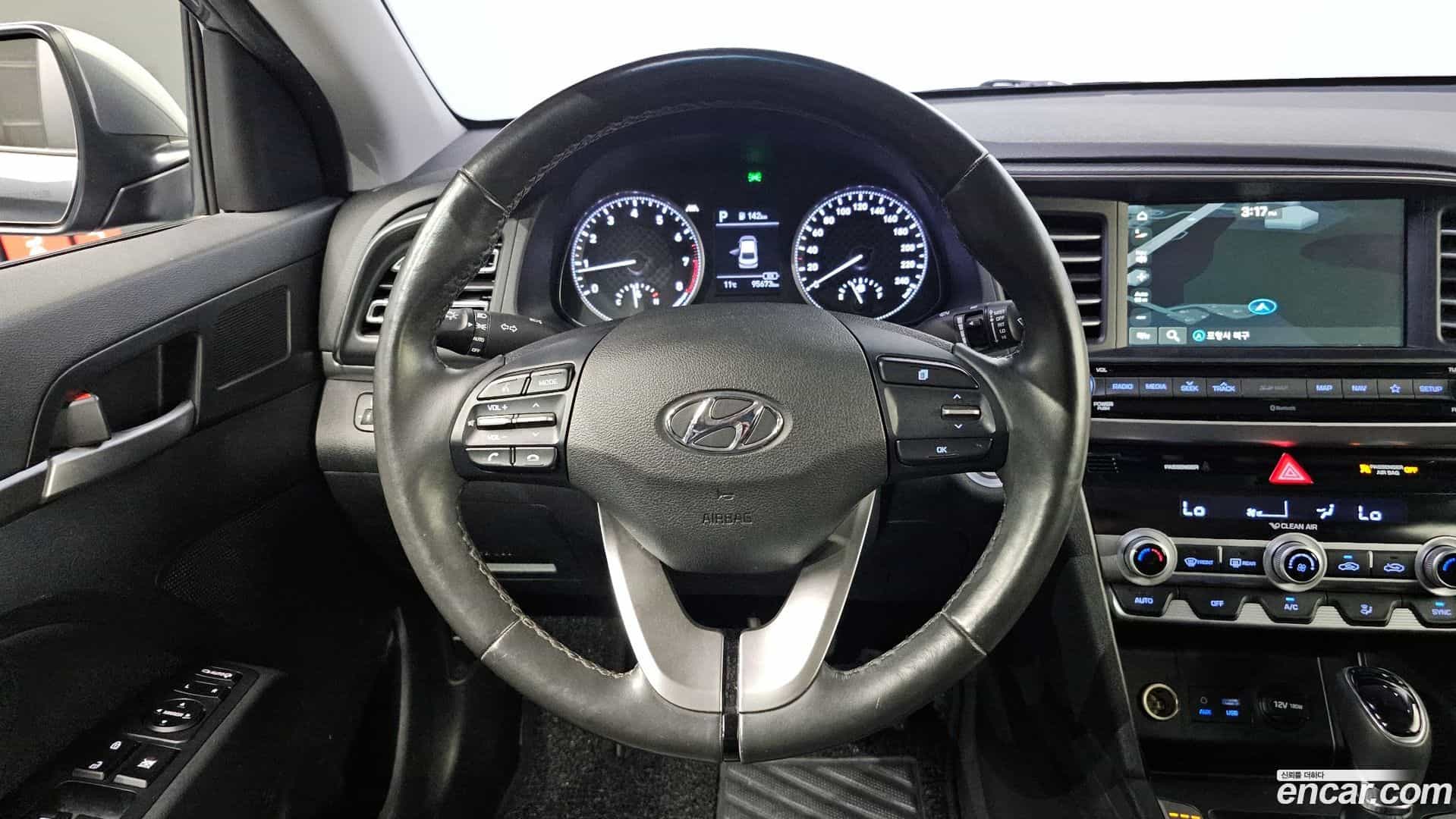 AVANTE Hyundai 2019.1-OPTION-017
