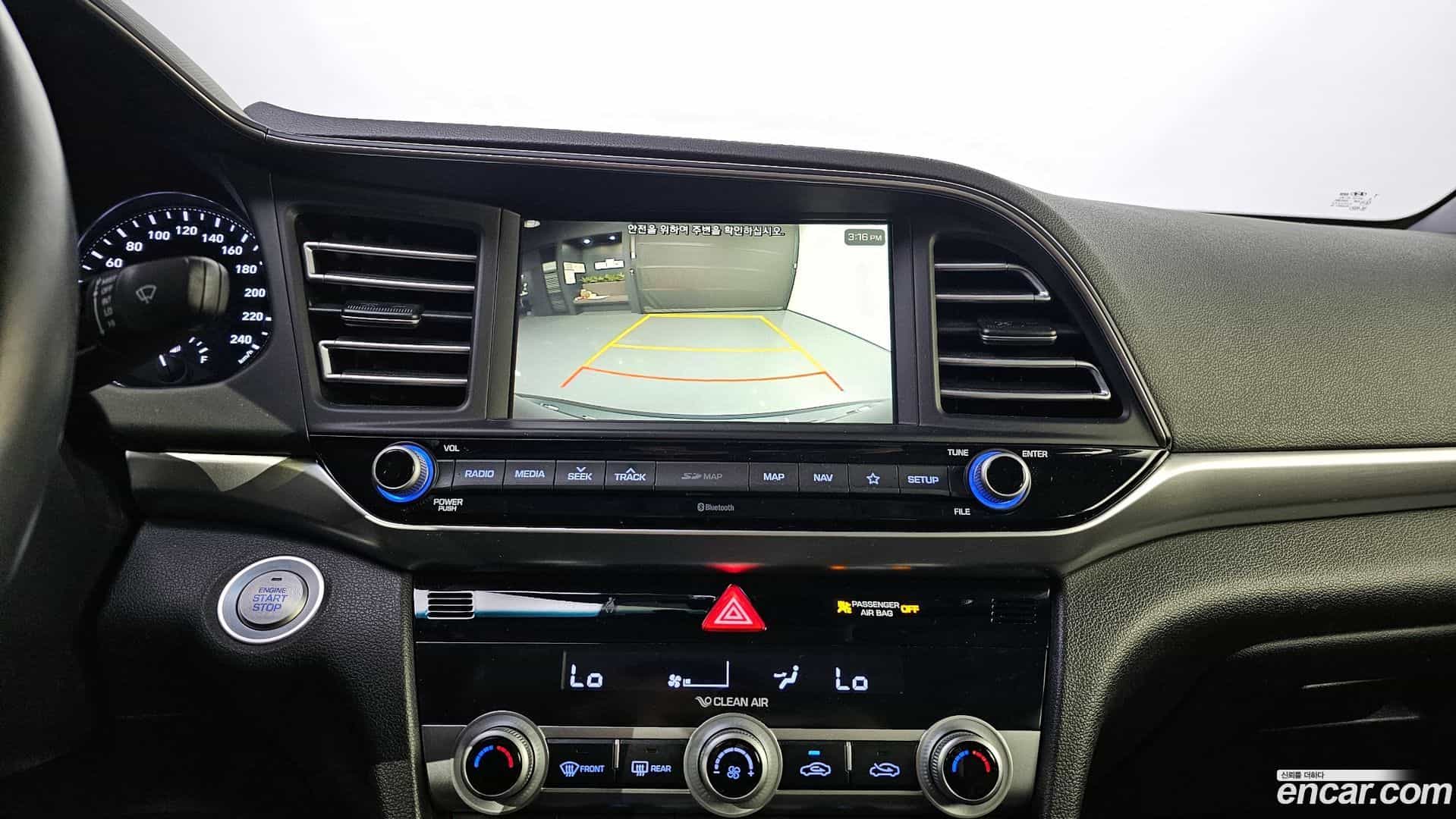 AVANTE Hyundai 2019.1-OPTION-021