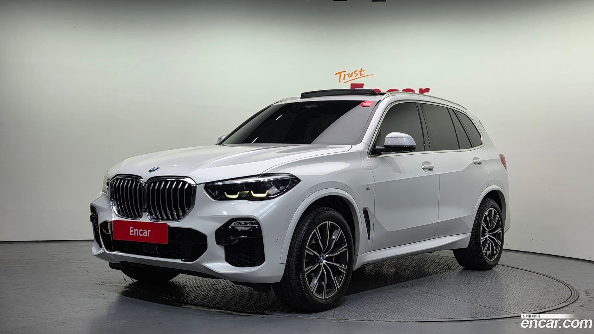 Main__Slider__Photo:X5 BMW 2020.8-0