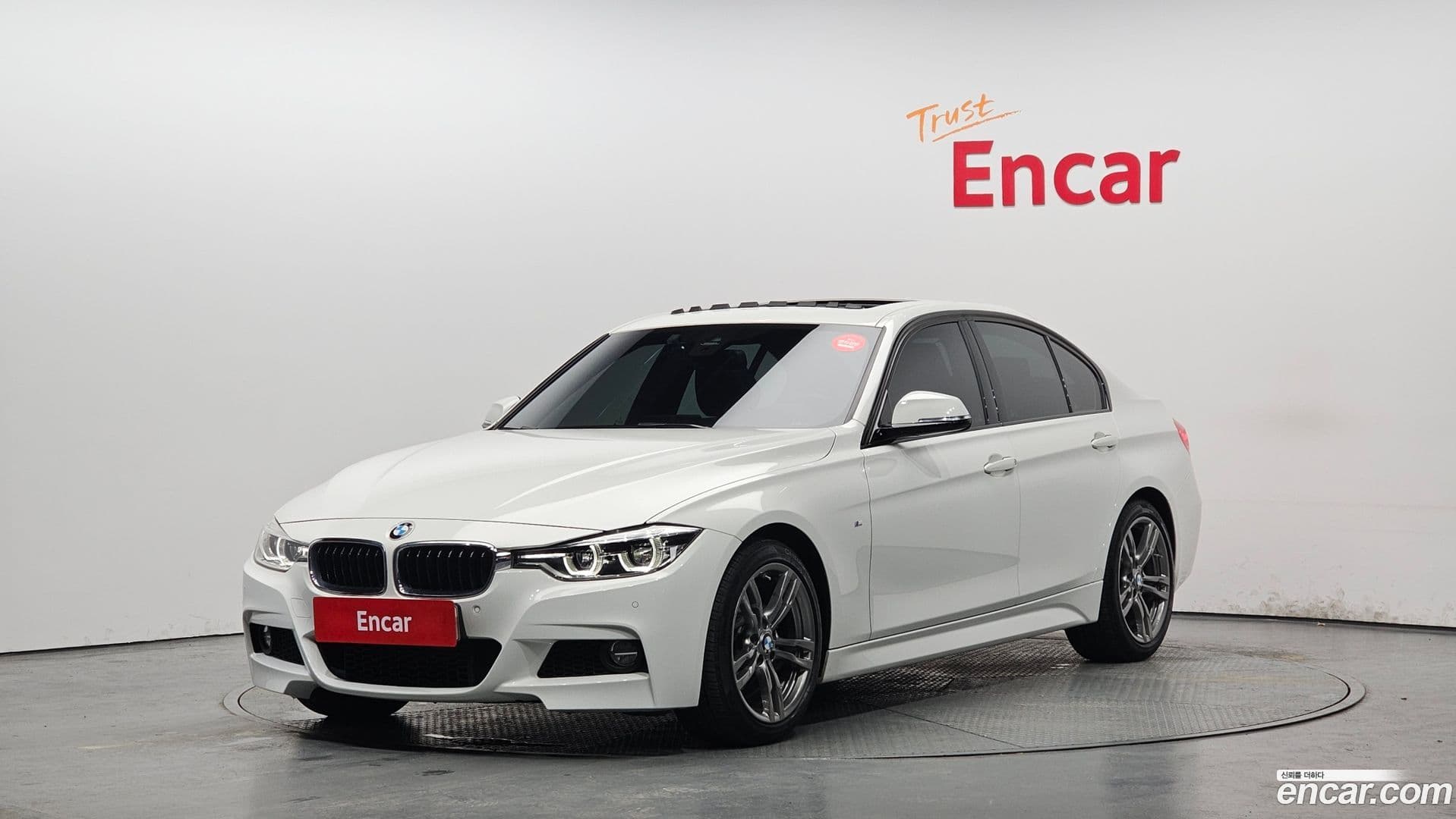 Main__Slider__Photo:3-Series BMW 2018.1-0