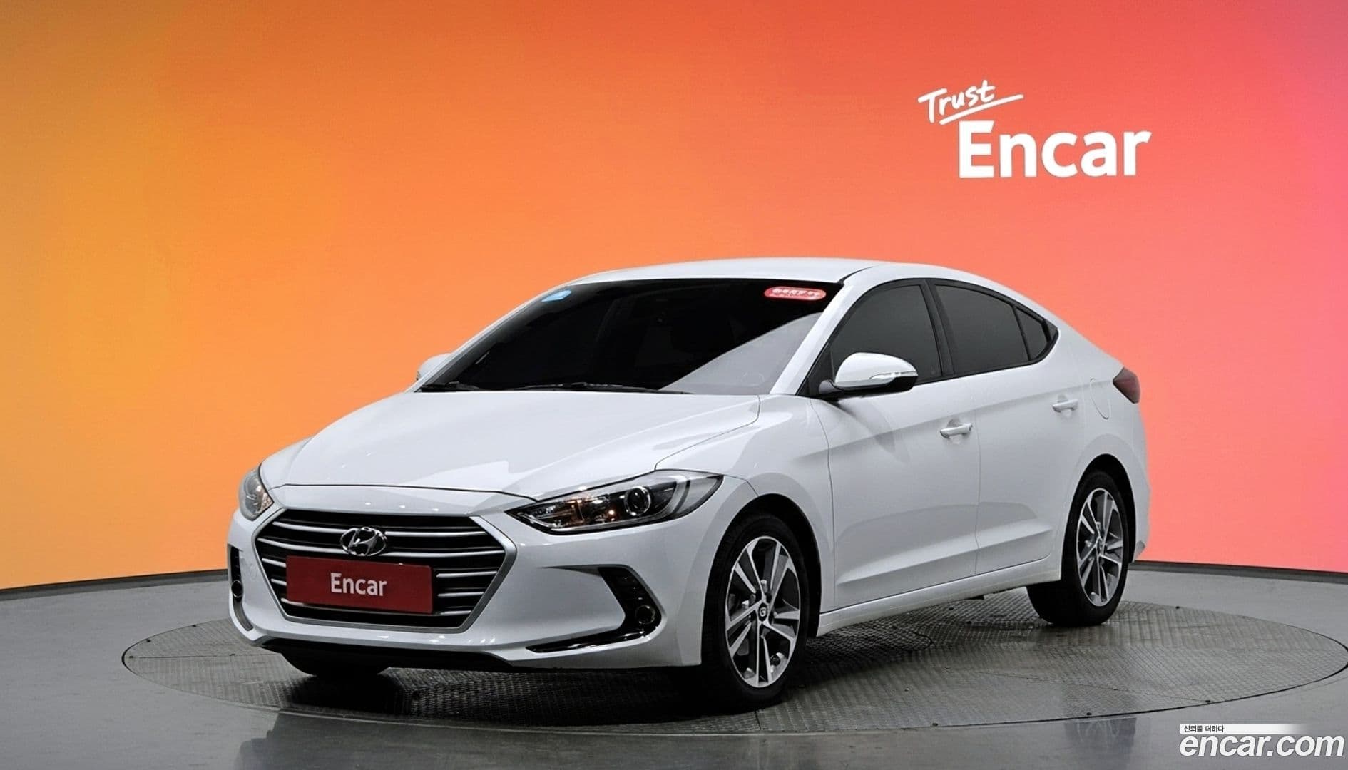 Main__Slider__Photo:AVANTE Hyundai 2017.9-0