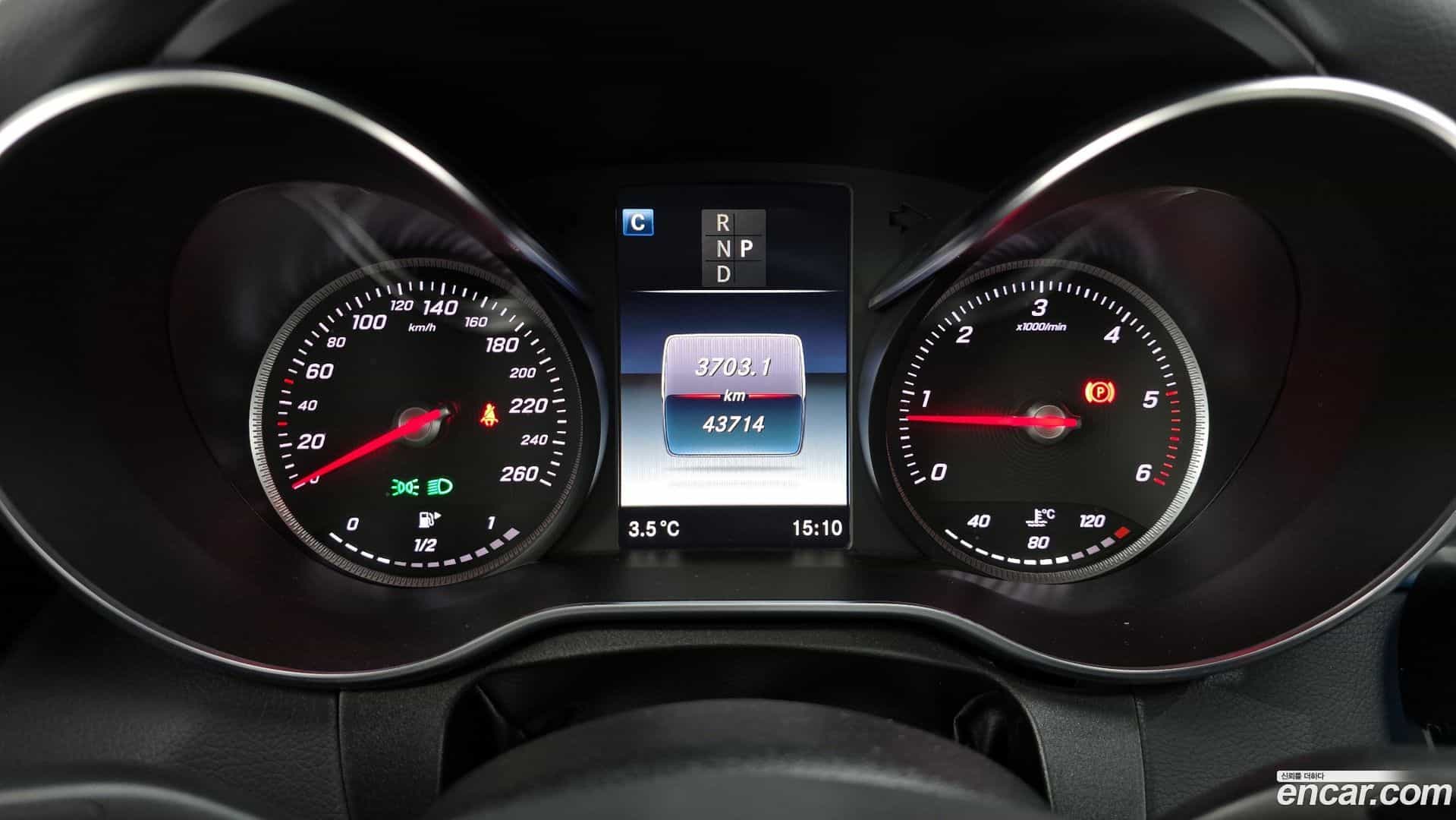 C-Class Mercedes-Benz 2018.3-INNER-008