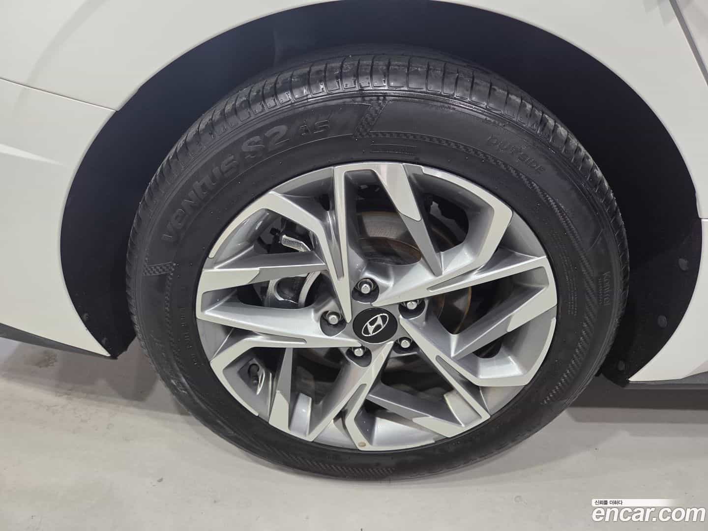 Sonata Hyundai 2019.6-INNER-008