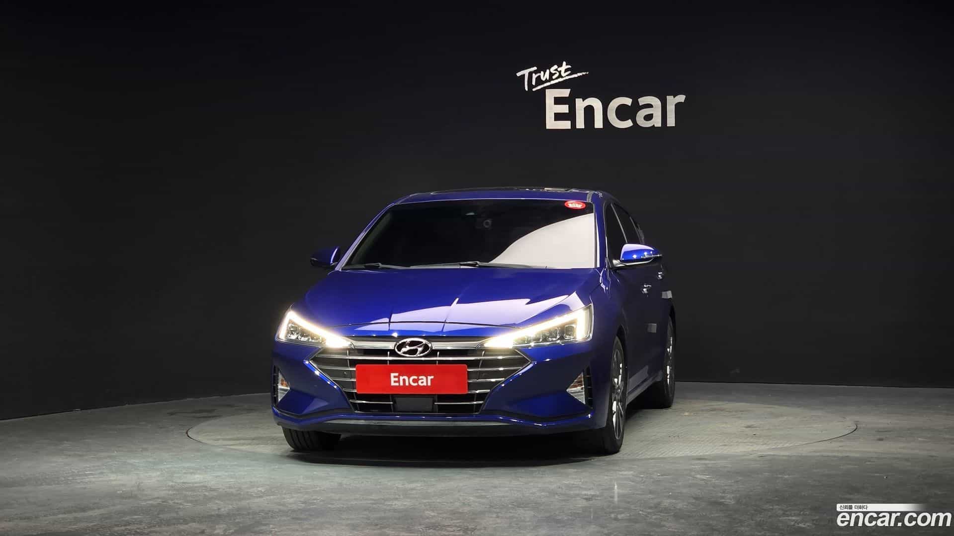 AVANTE Hyundai 2018.8-OUTER-003