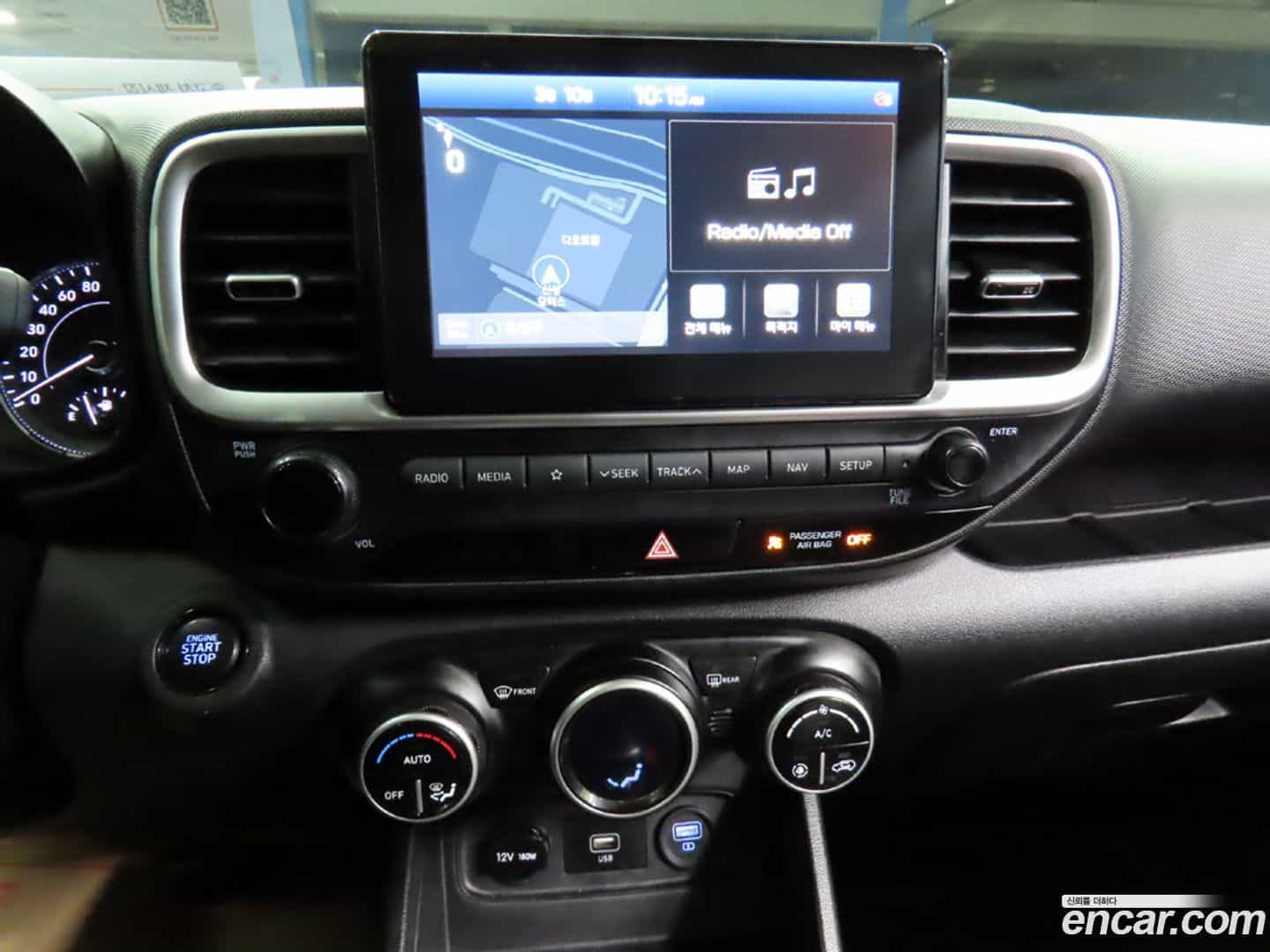 Venue Hyundai 2020.8-OPTION-016