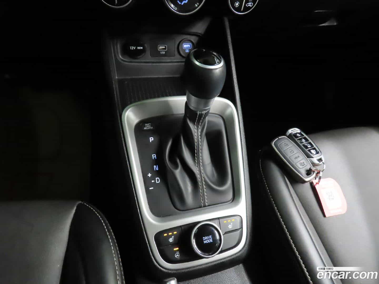 Venue Hyundai 2020.8-OPTION-017