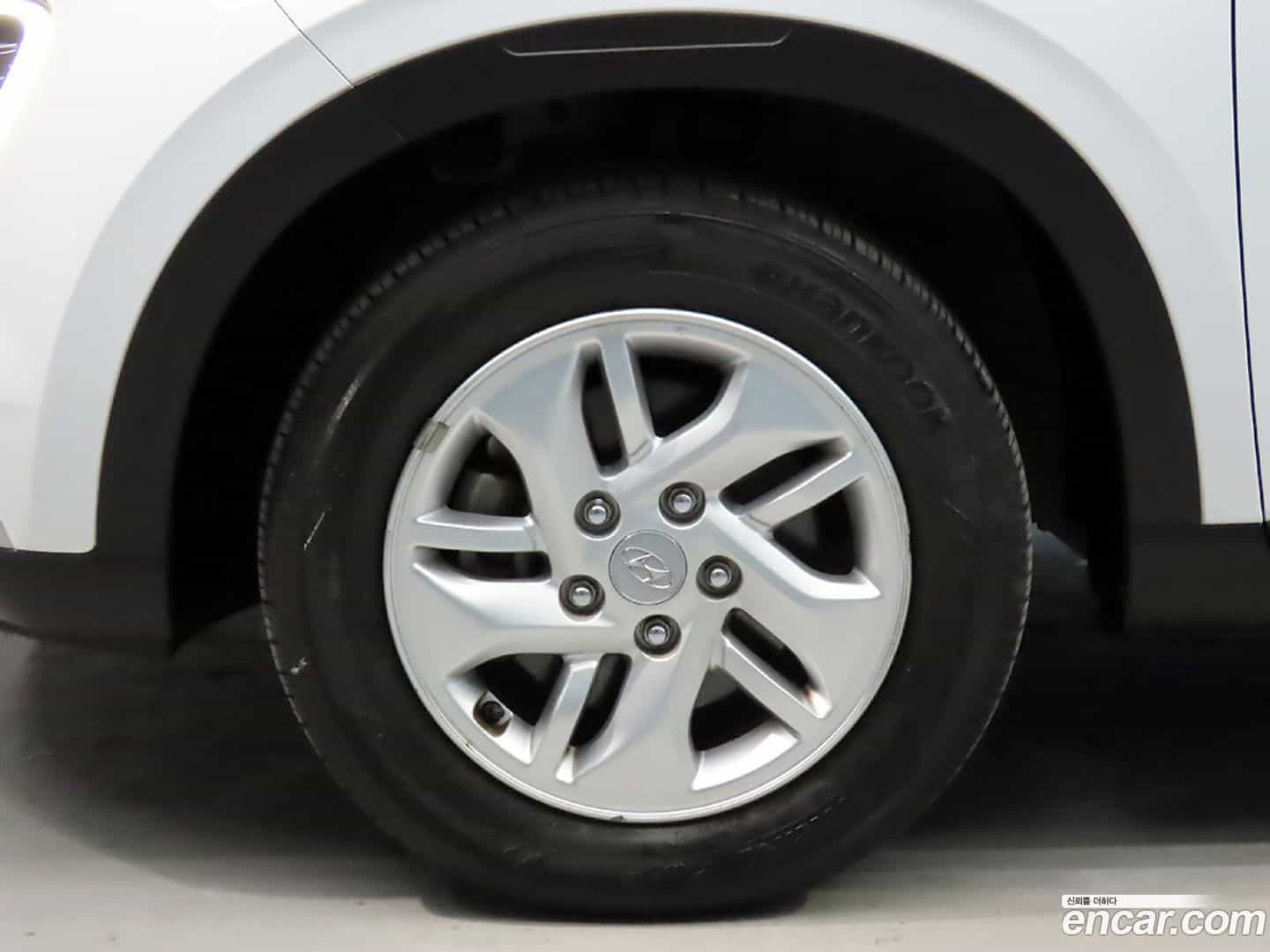 Venue Hyundai 2020.8-OPTION-024