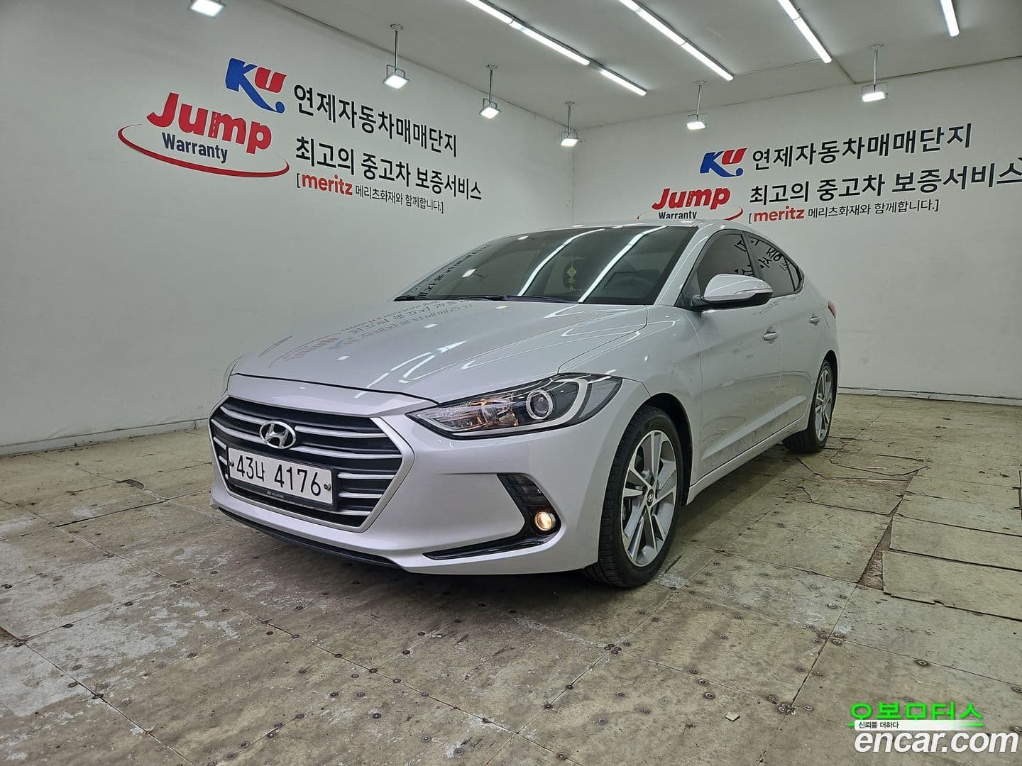 Main__Slider__Photo:AVANTE Hyundai 2017.5-0