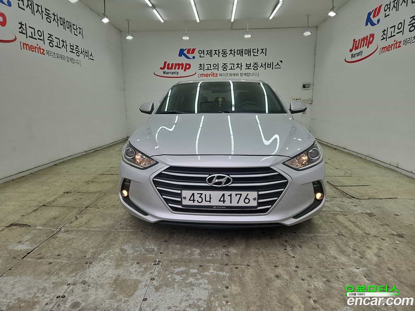 AVANTE Hyundai 2017.5-OUTER-003