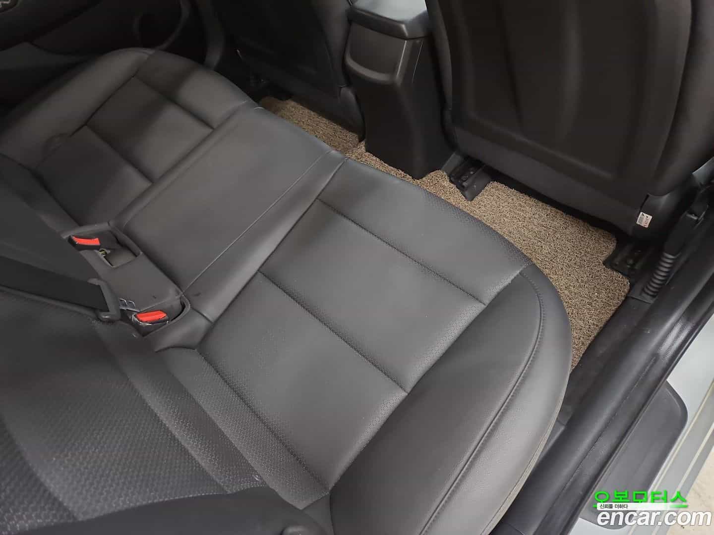 AVANTE Hyundai 2017.5-INNER-010