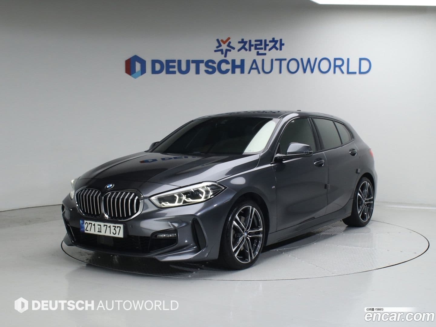 Main__Slider__Photo:1-Series BMW 2021.2-0