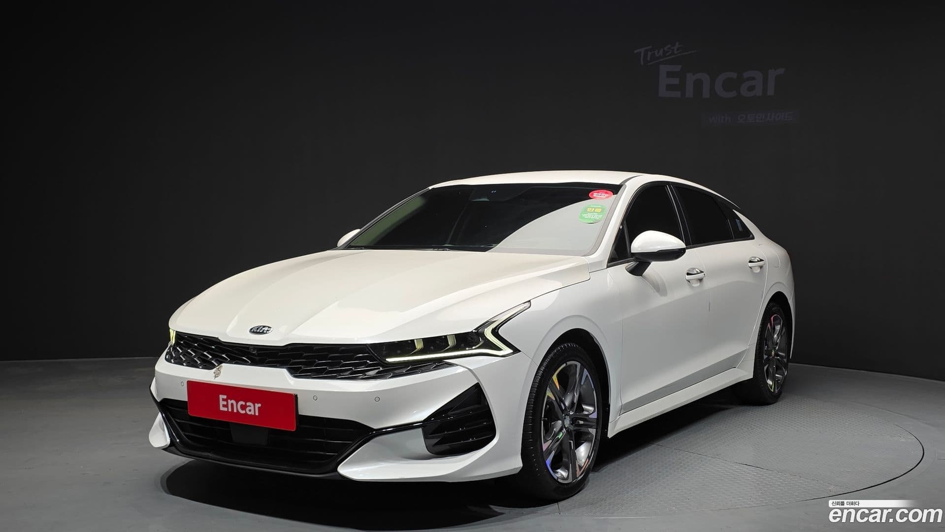 Main__Slider__Photo:K5 Kia 2021.1-0