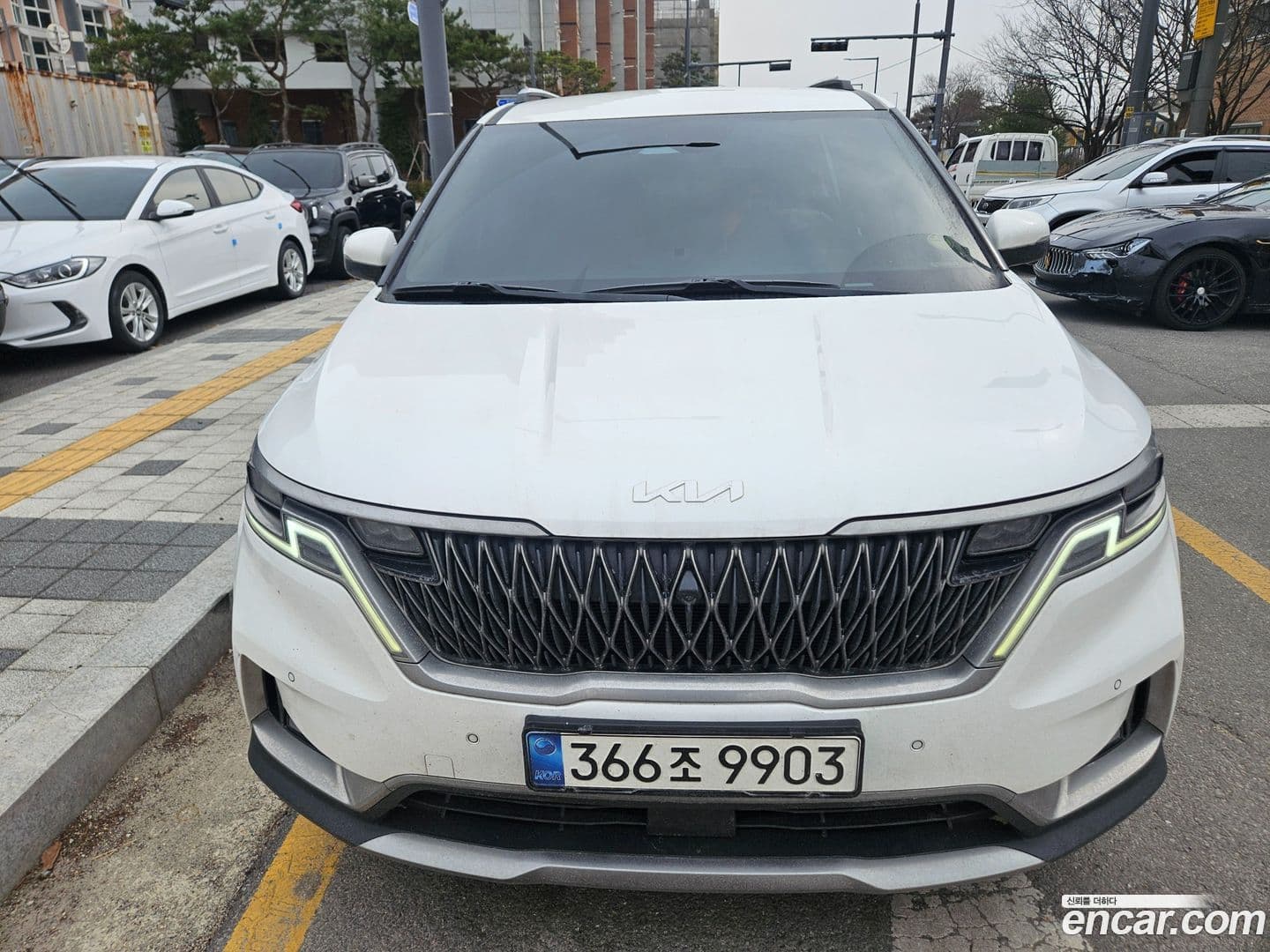 Main__Slider__Photo:Canival Kia 2022.5-0
