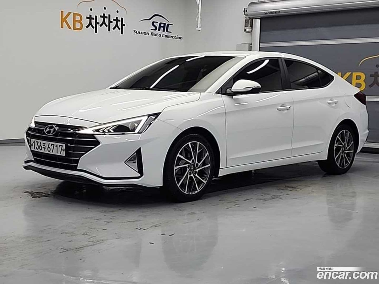 Main__Slider__Photo:AVANTE Hyundai 2020.4-0