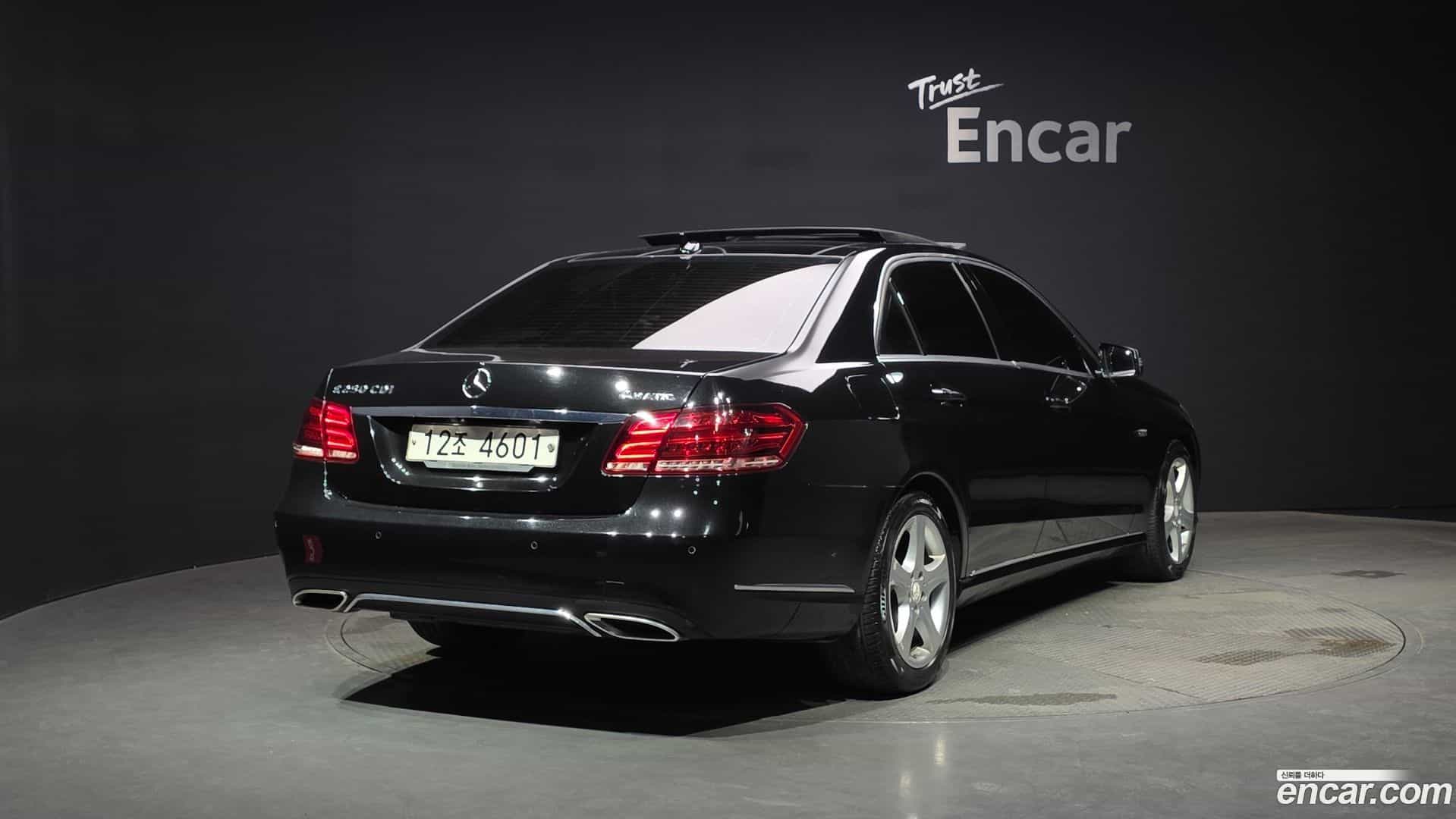 E-Class Mercedes-Benz 2013.10-OUTER-002
