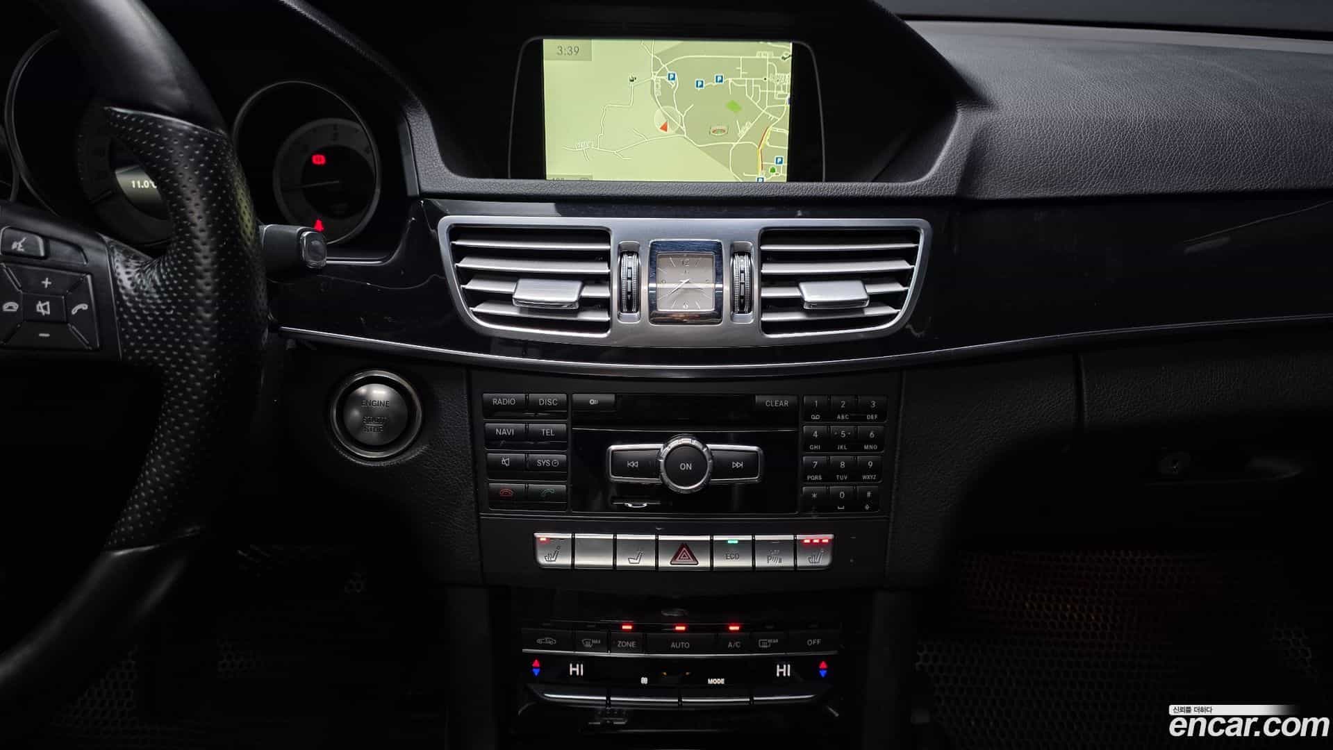 E-Class Mercedes-Benz 2013.10-OPTION-018