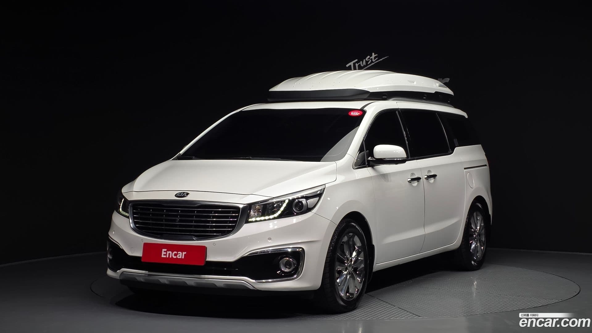 Main__Slider__Photo:Canival Kia 2017.6-0