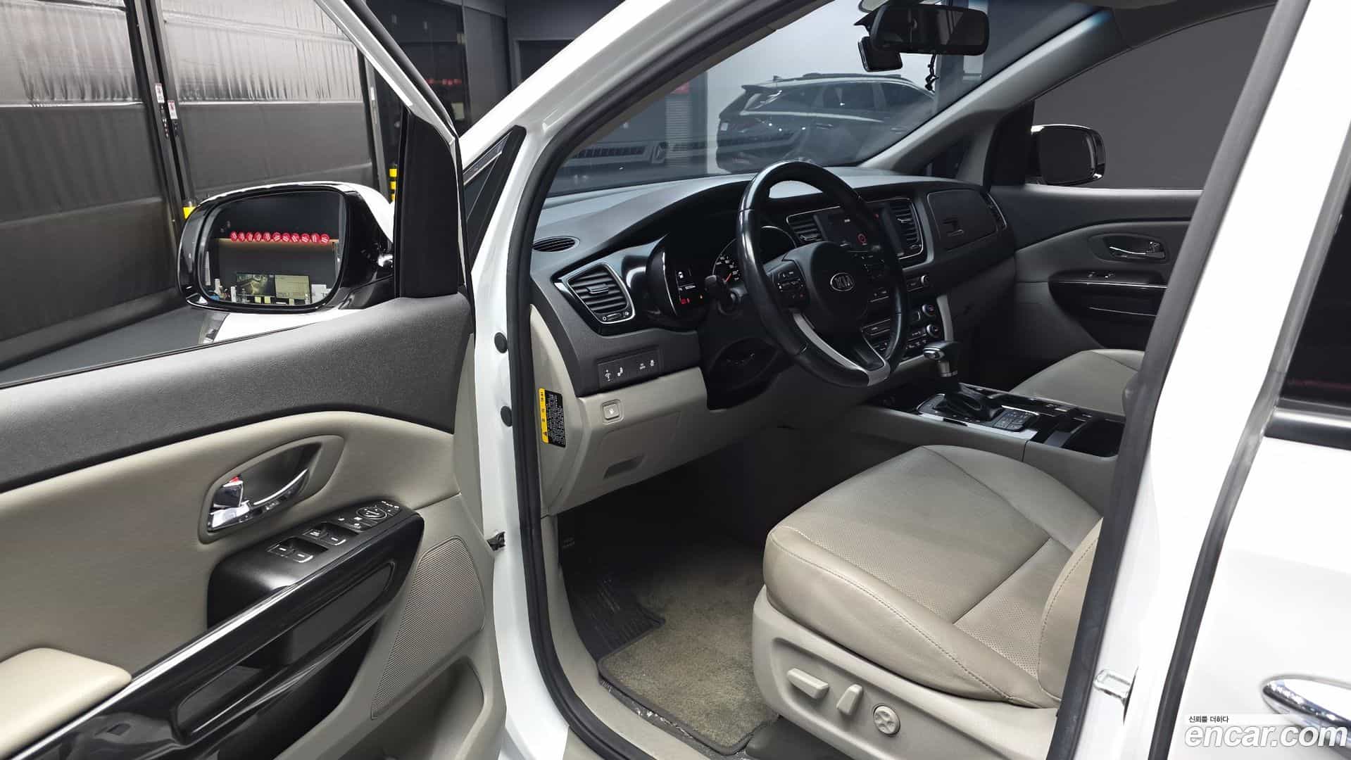 Canival Kia 2017.6-INNER-010