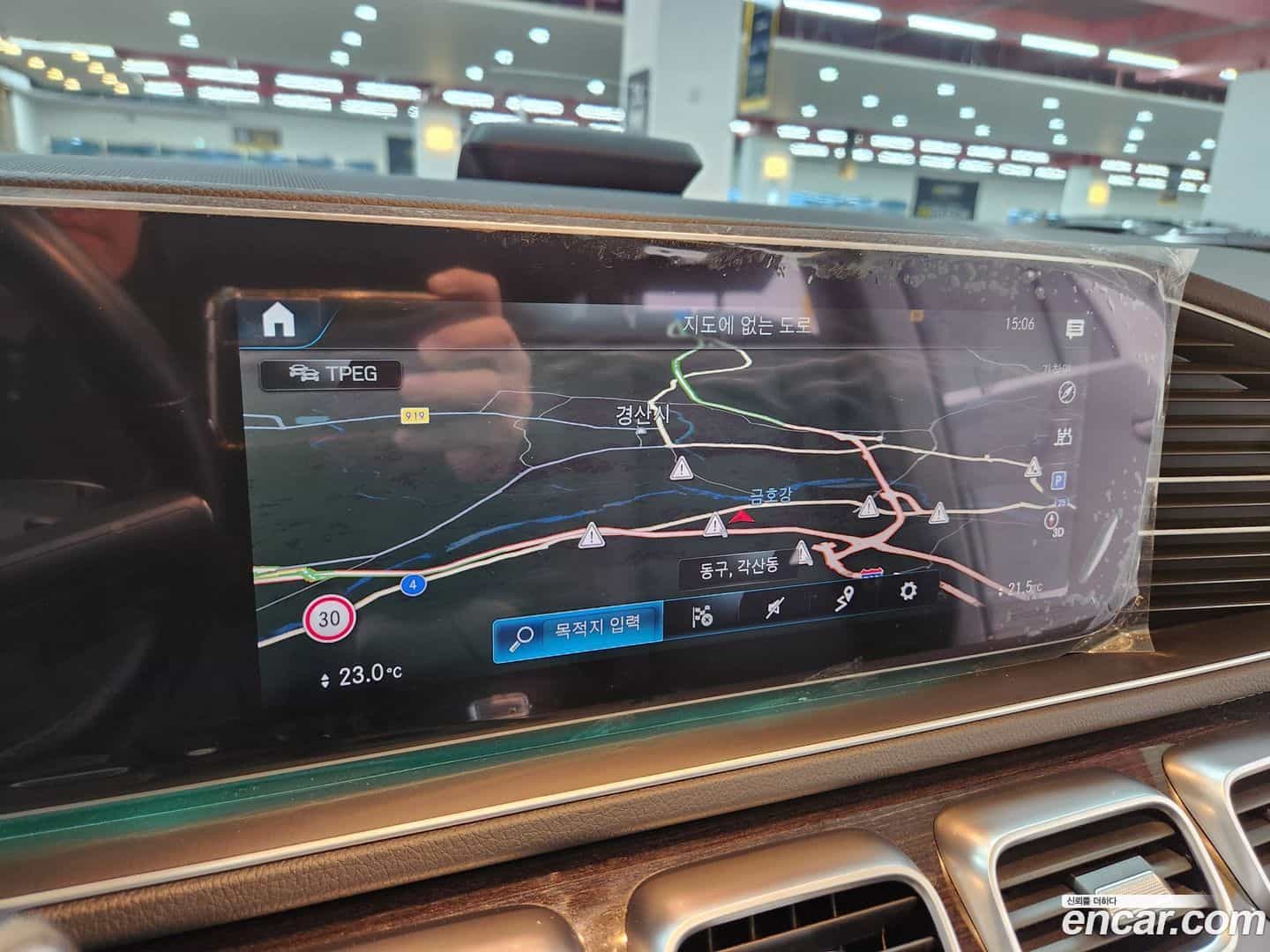 GLE-Class Mercedes-Benz 2022.4-OPTION-017