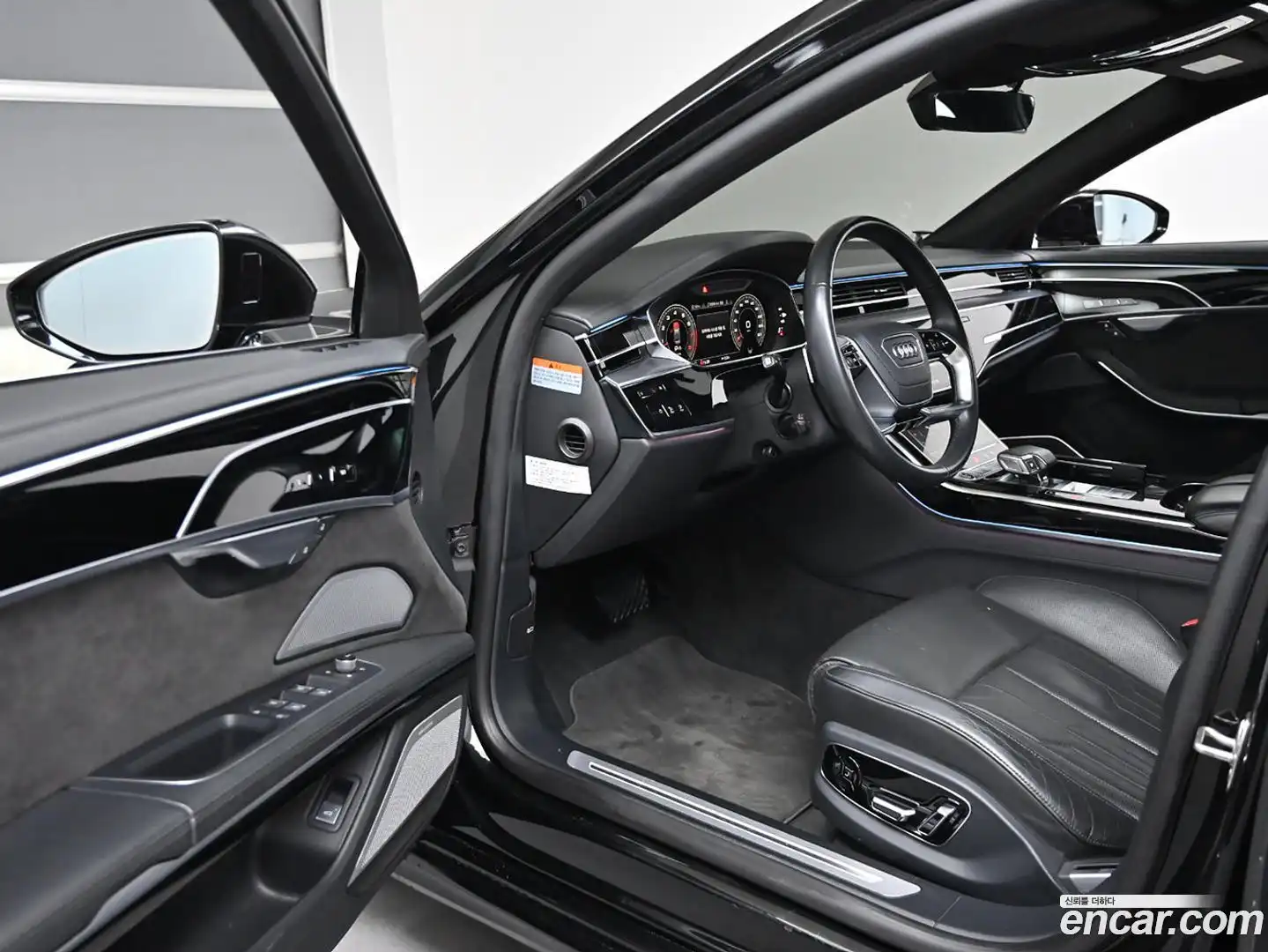A8 Audi 2021.11-OPTION-015