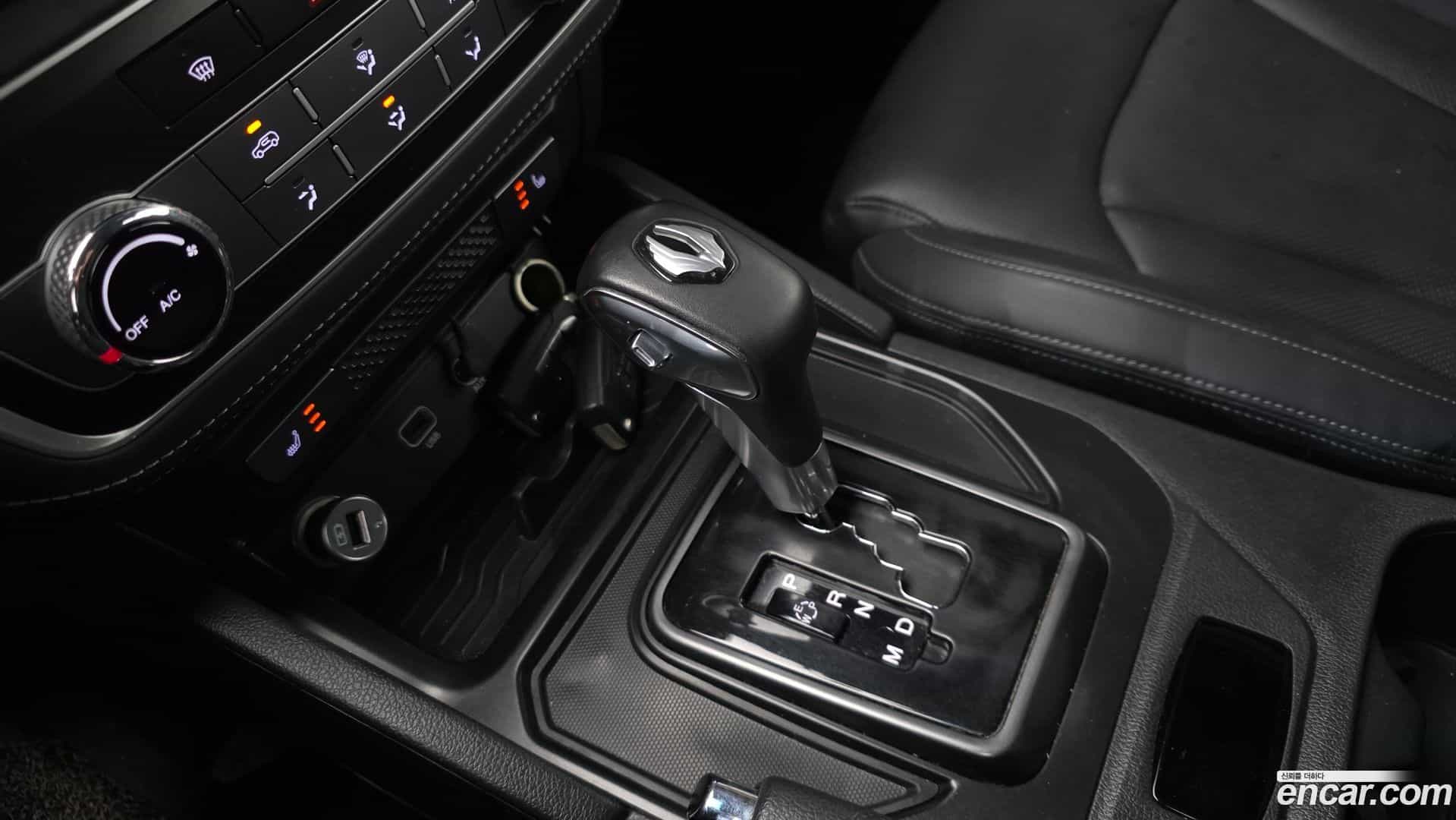 Rexton KG Mobility 2020.9-INNER-009