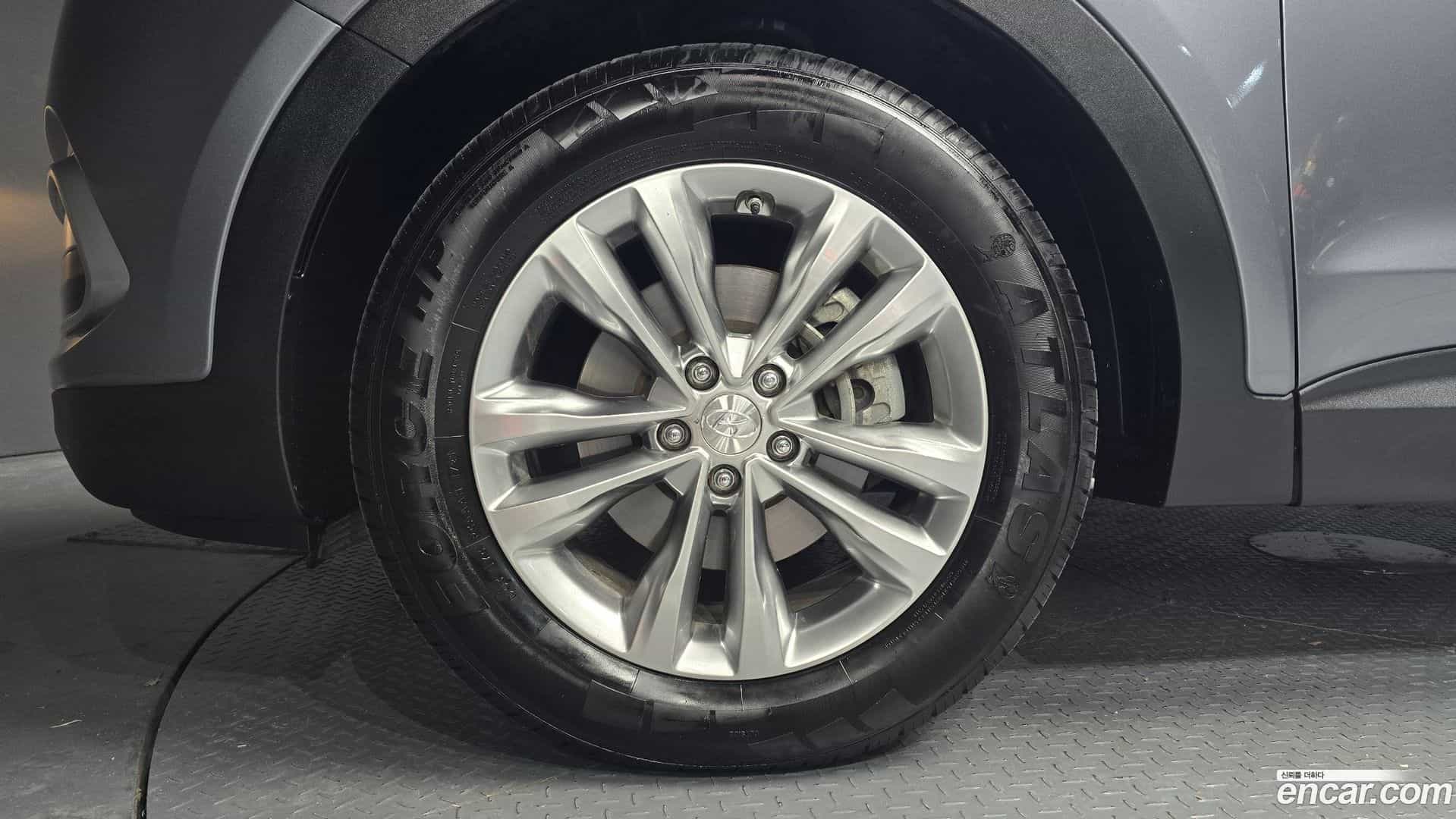 Santafe Hyundai 2016.4-OUTER-005