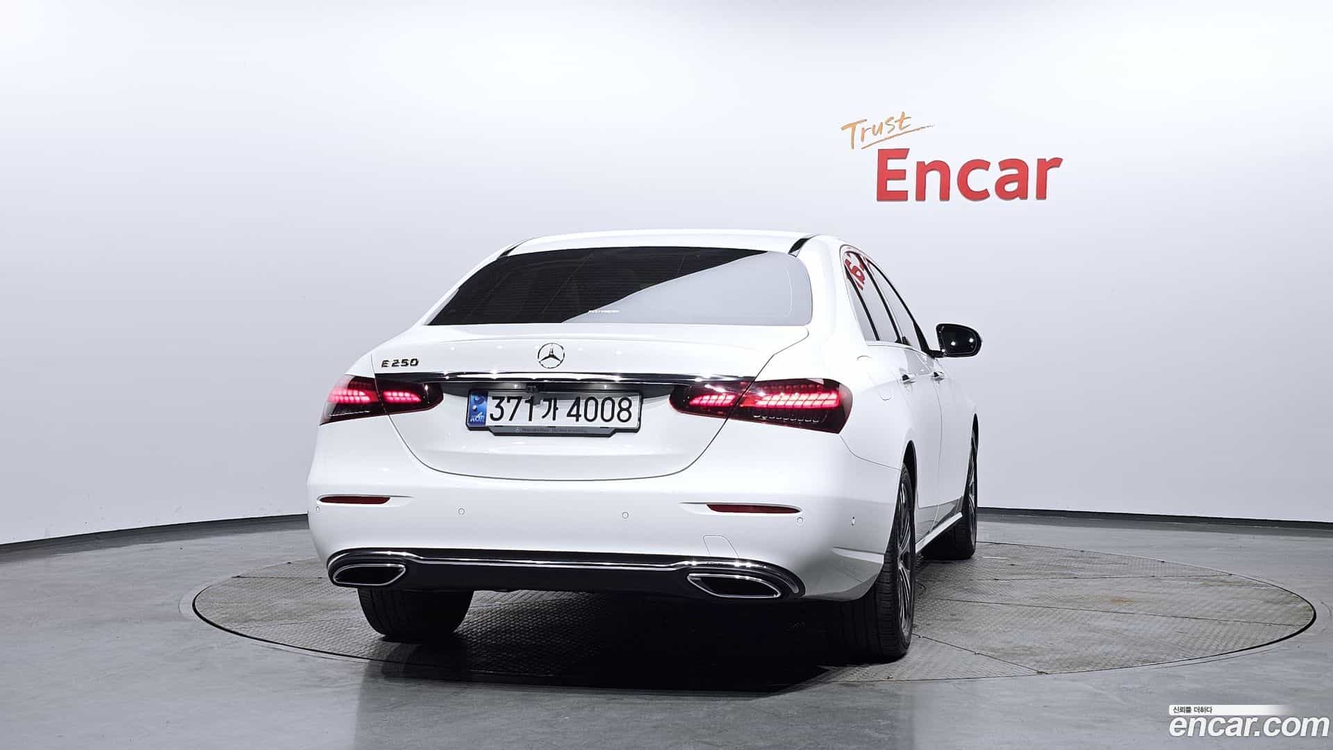 E-Class Mercedes-Benz 2021.3-OUTER-004