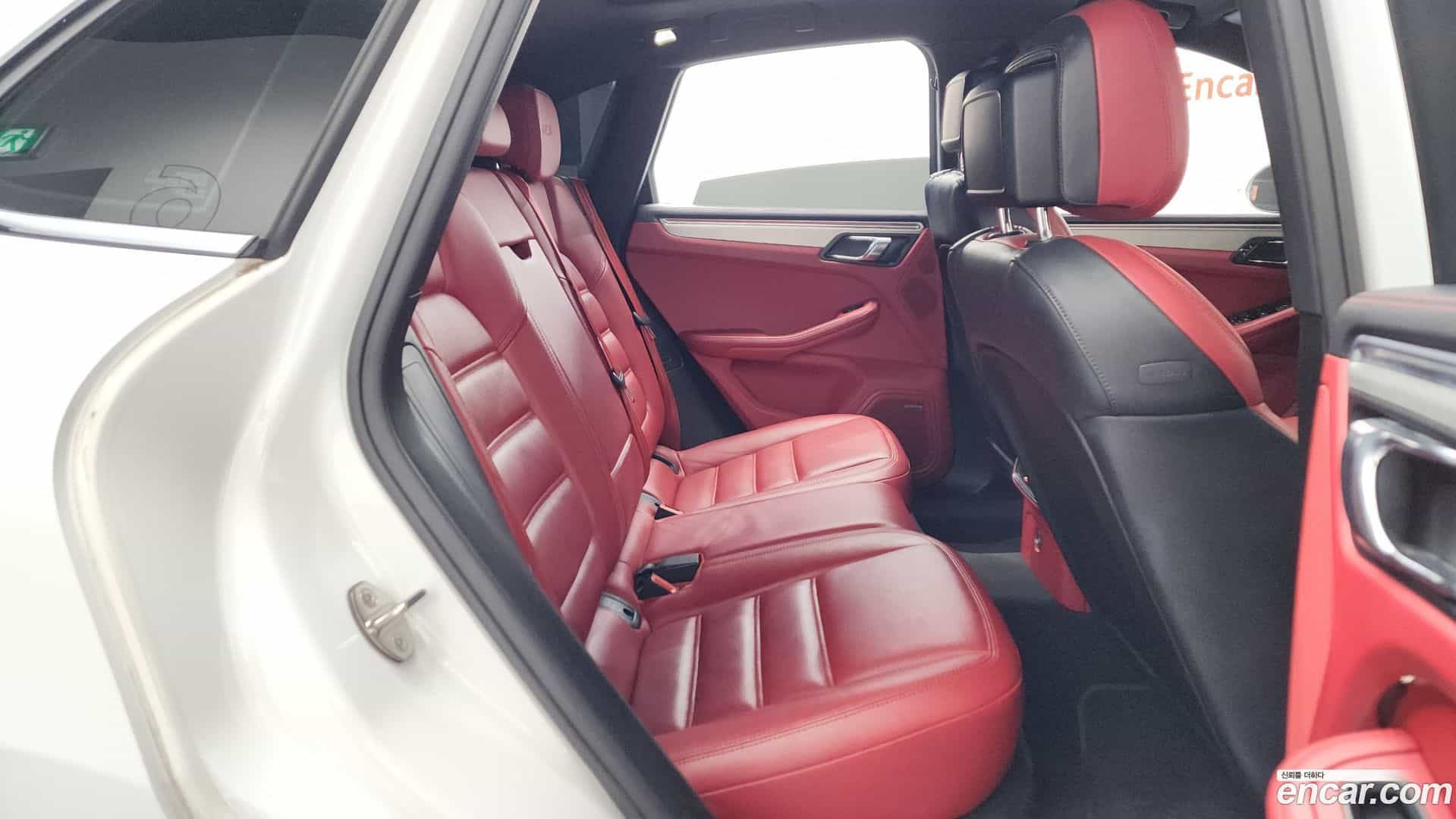 Macan Porsche 2018.0-OPTION-016
