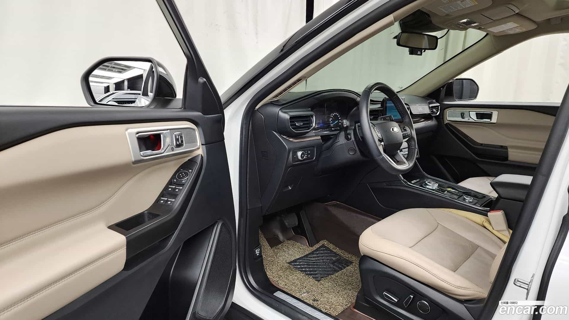 Explorer Ford 2020.3-INNER-010
