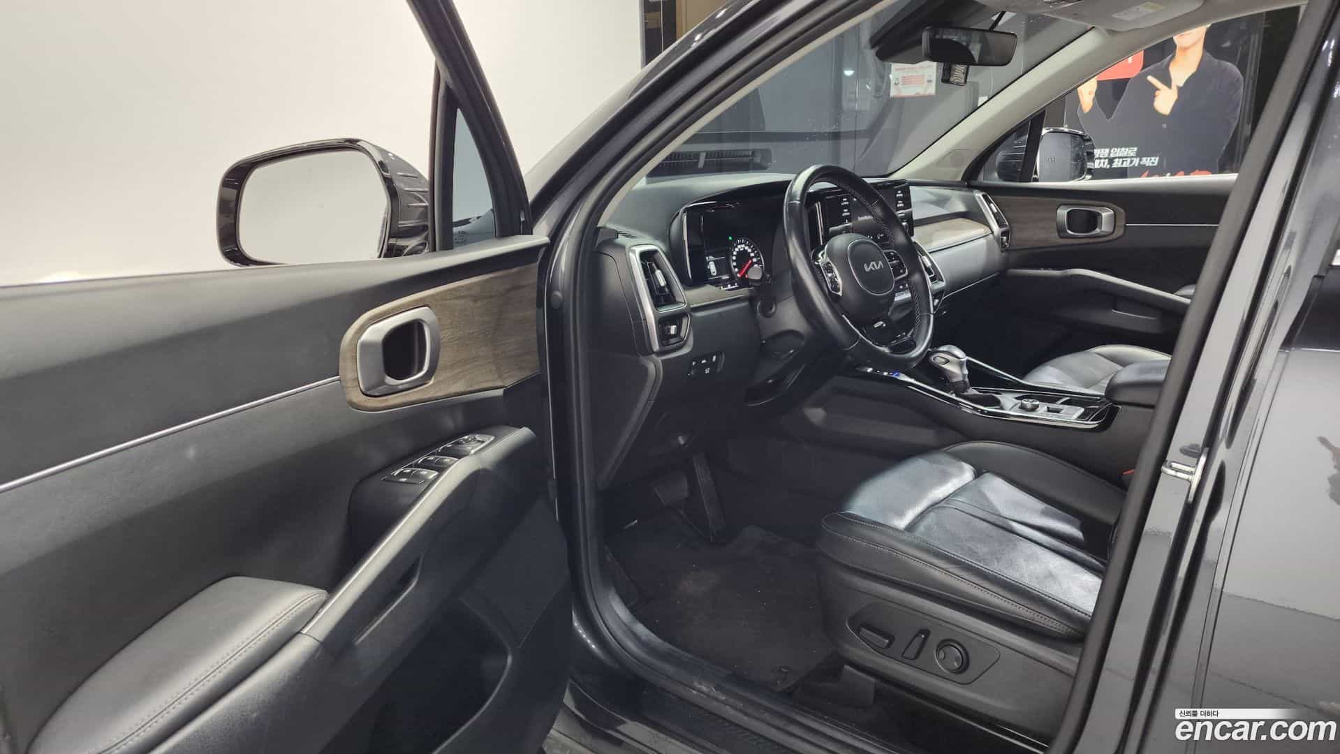 Sorento Kia 2022.2-INNER-010