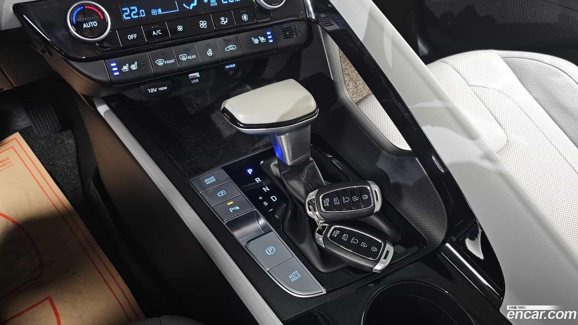 AVANTE Hyundai 2020.10-INNER-009