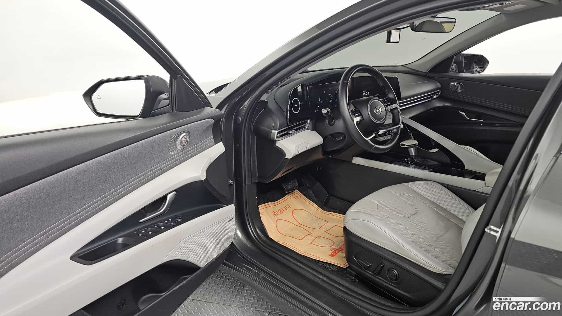 AVANTE Hyundai 2020.10-INNER-010