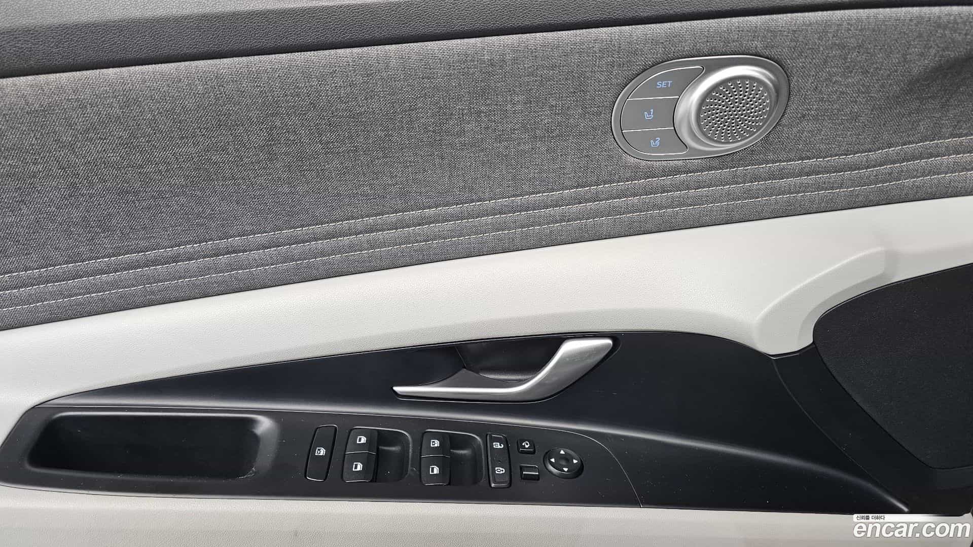 AVANTE Hyundai 2020.10-OPTION-017