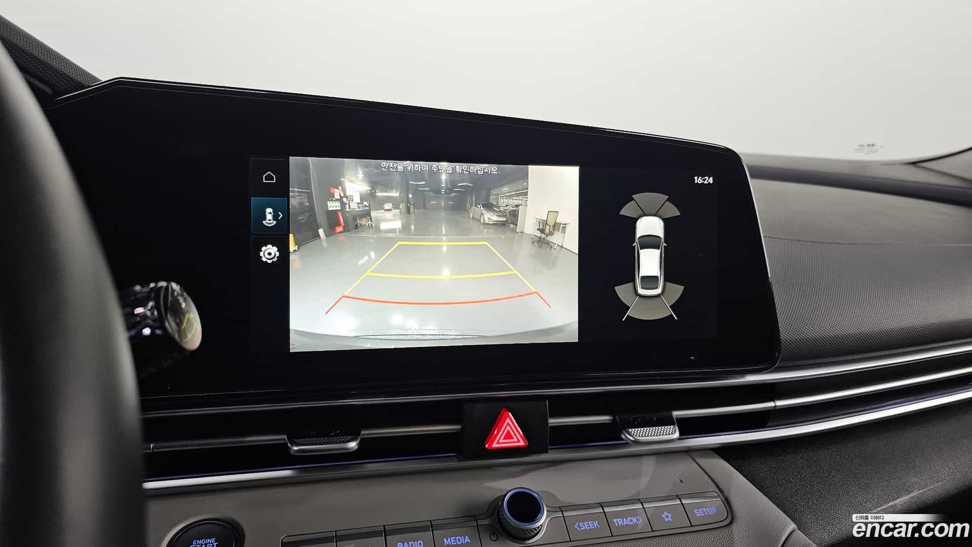 AVANTE Hyundai 2020.10-OPTION-022