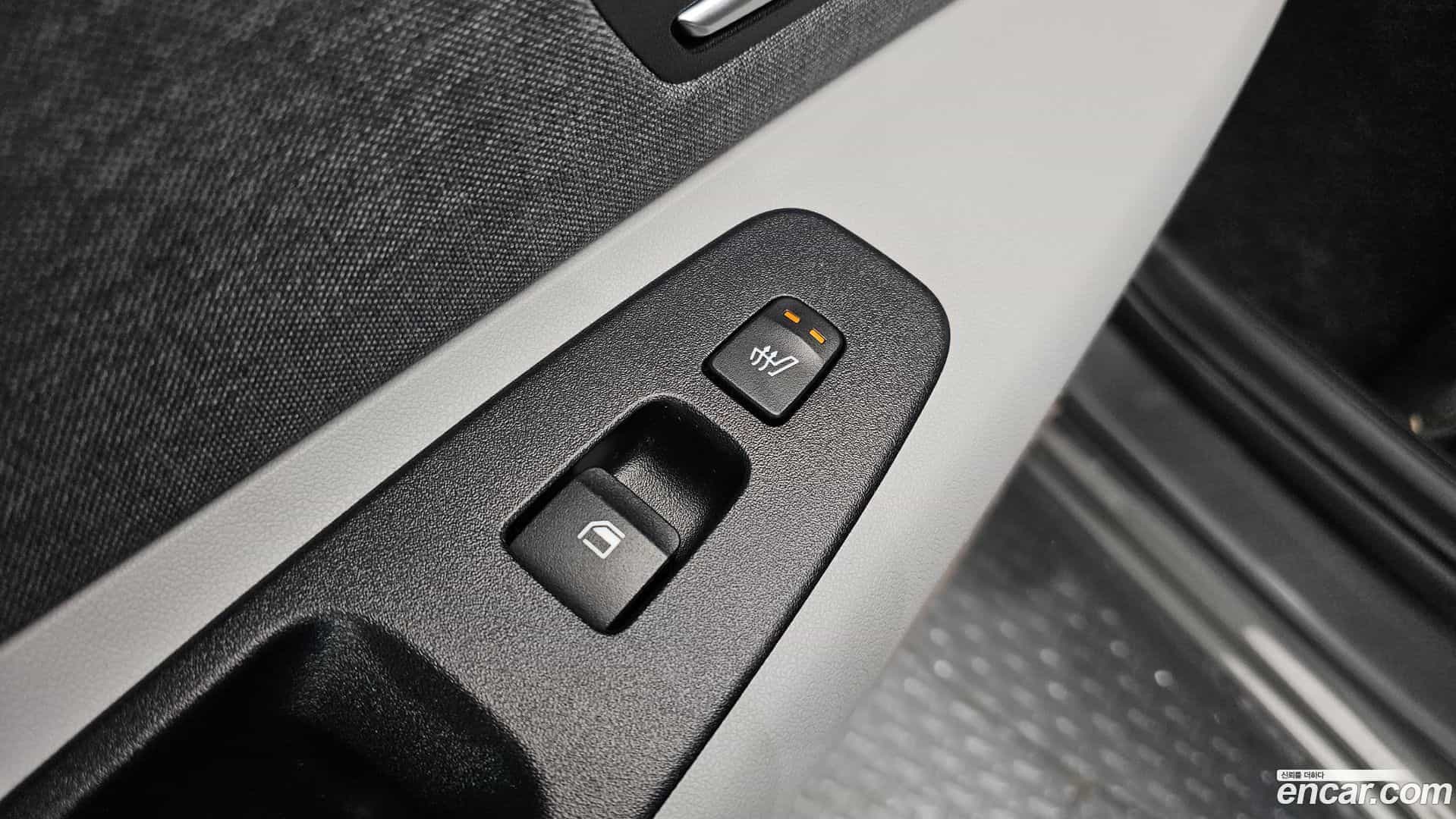 AVANTE Hyundai 2020.10-OPTION-024