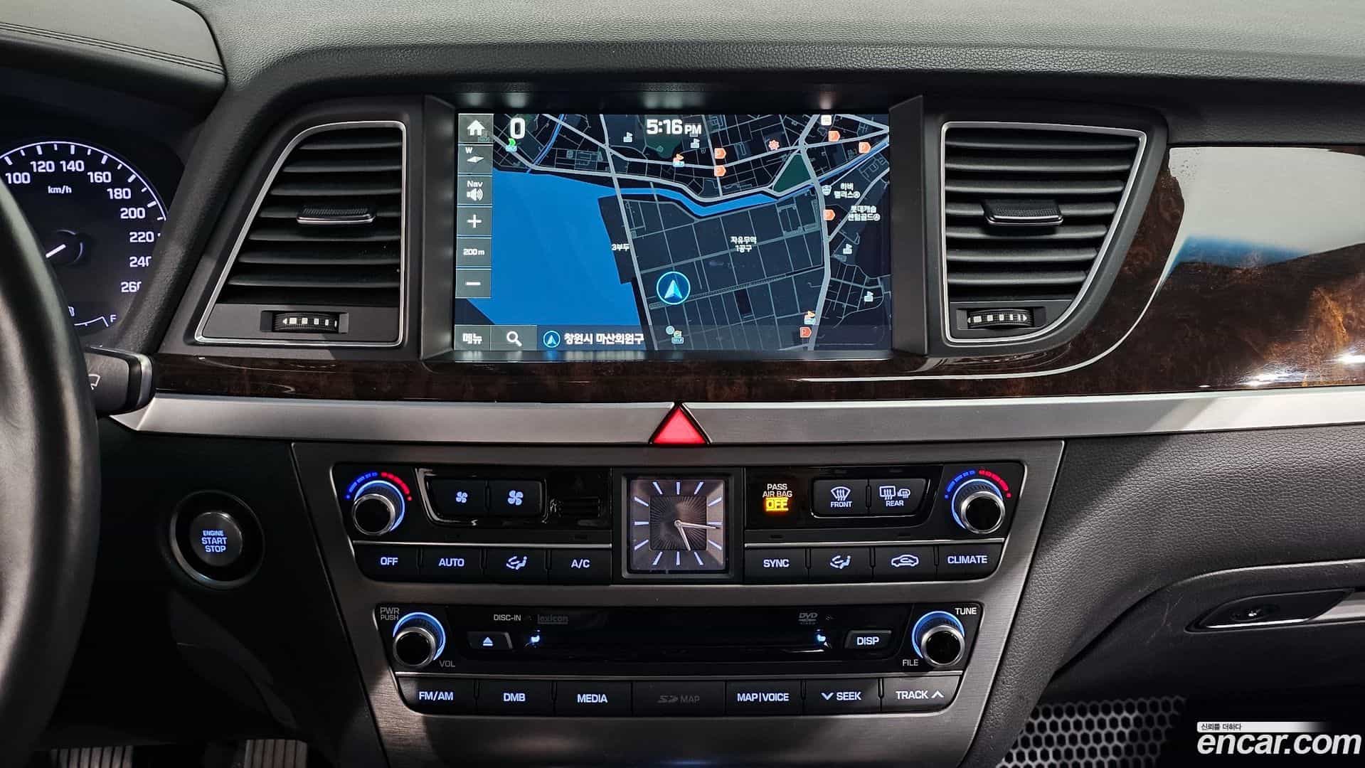 Genesis Hyundai 2016.6-OPTION-018