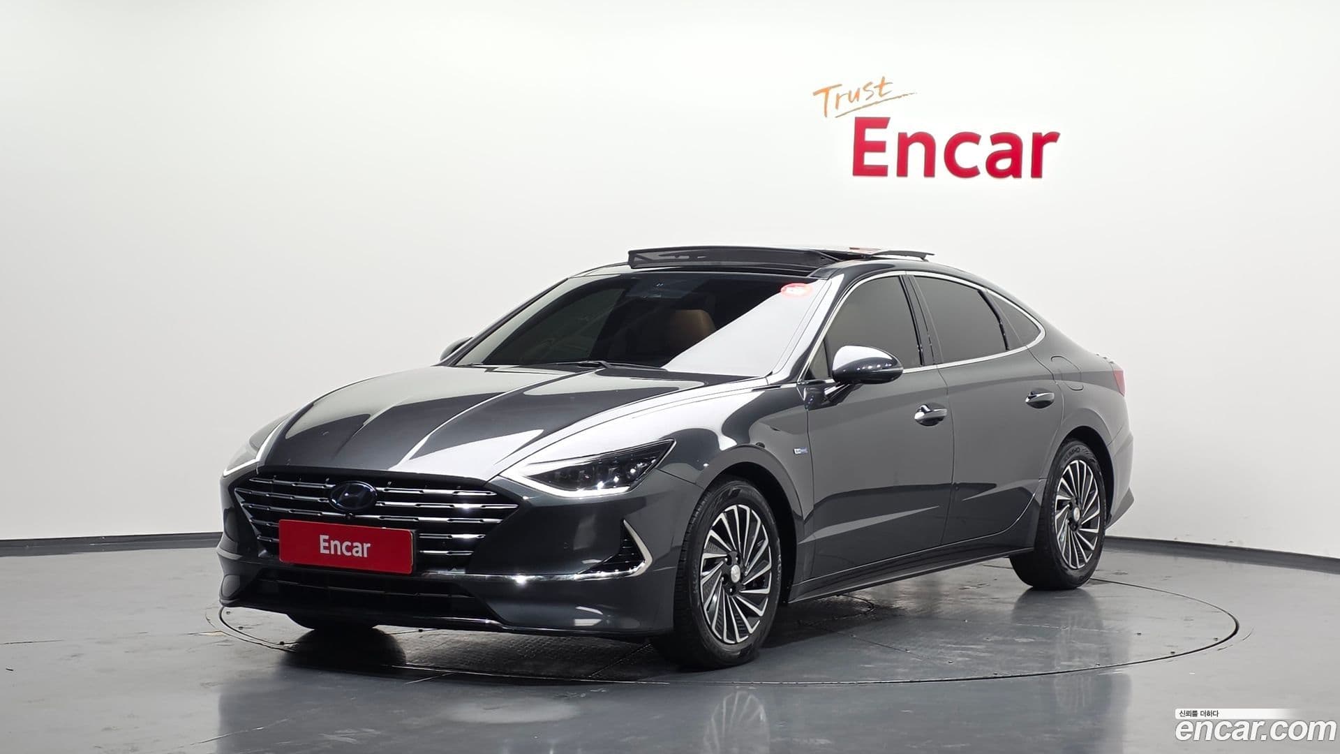 Main__Slider__Photo:Sonata Hyundai 2019.9-0
