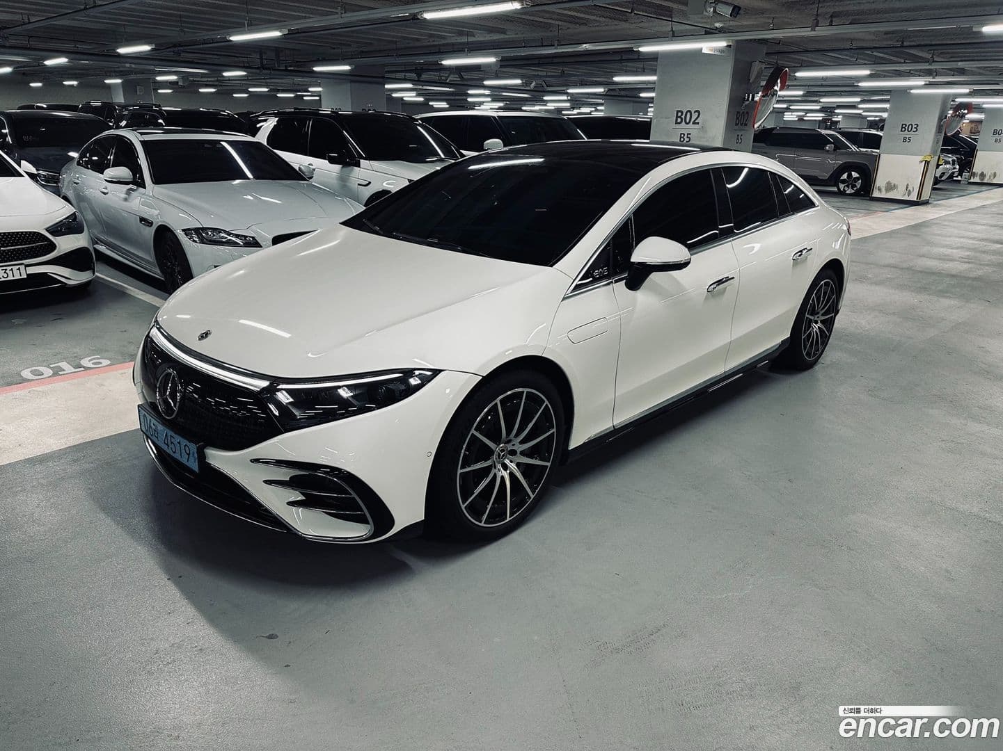 Main__Slider__Photo:EQS Mercedes-Benz 2023.11-0
