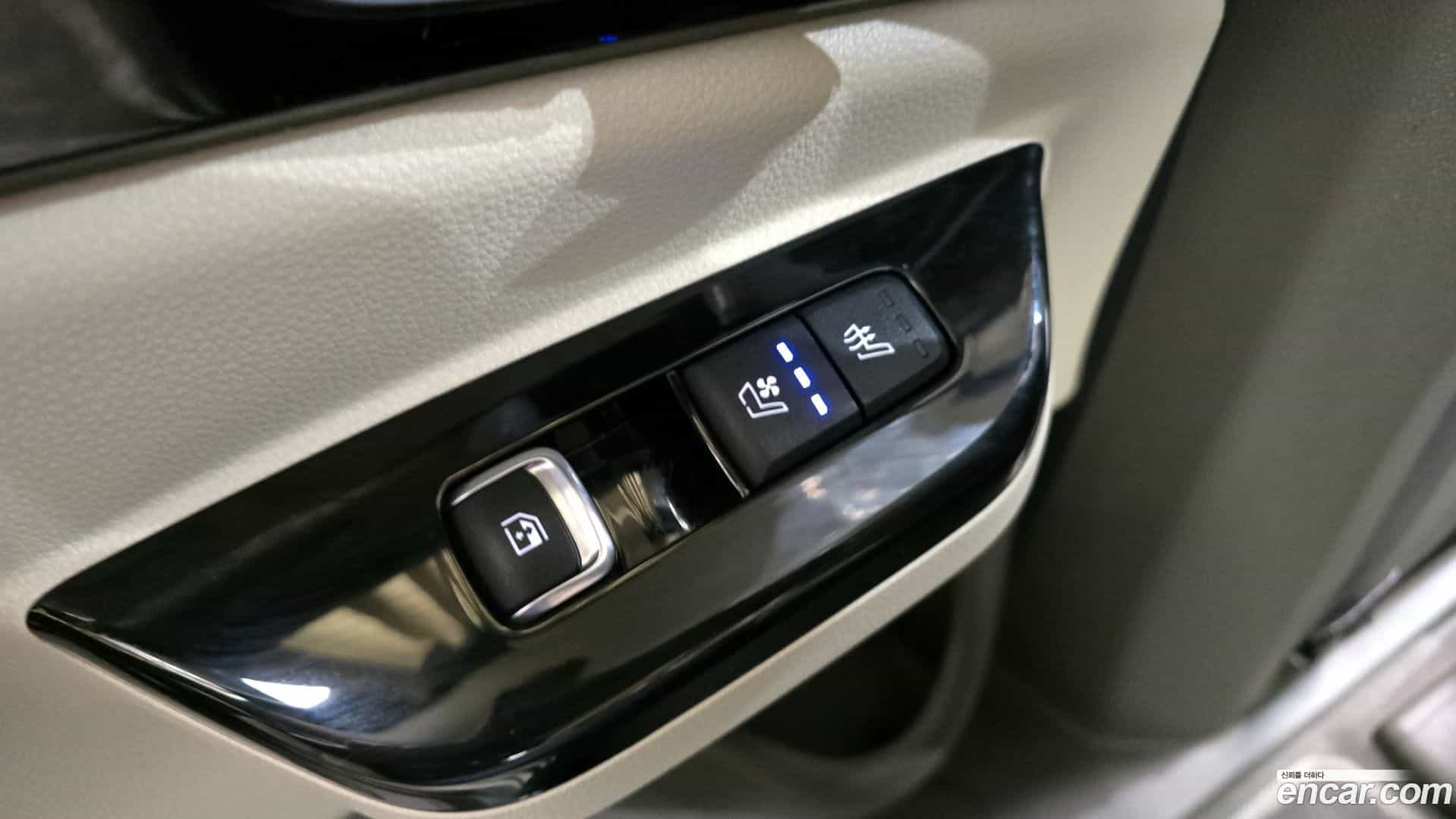 Canival Kia 2021.9-OPTION-022