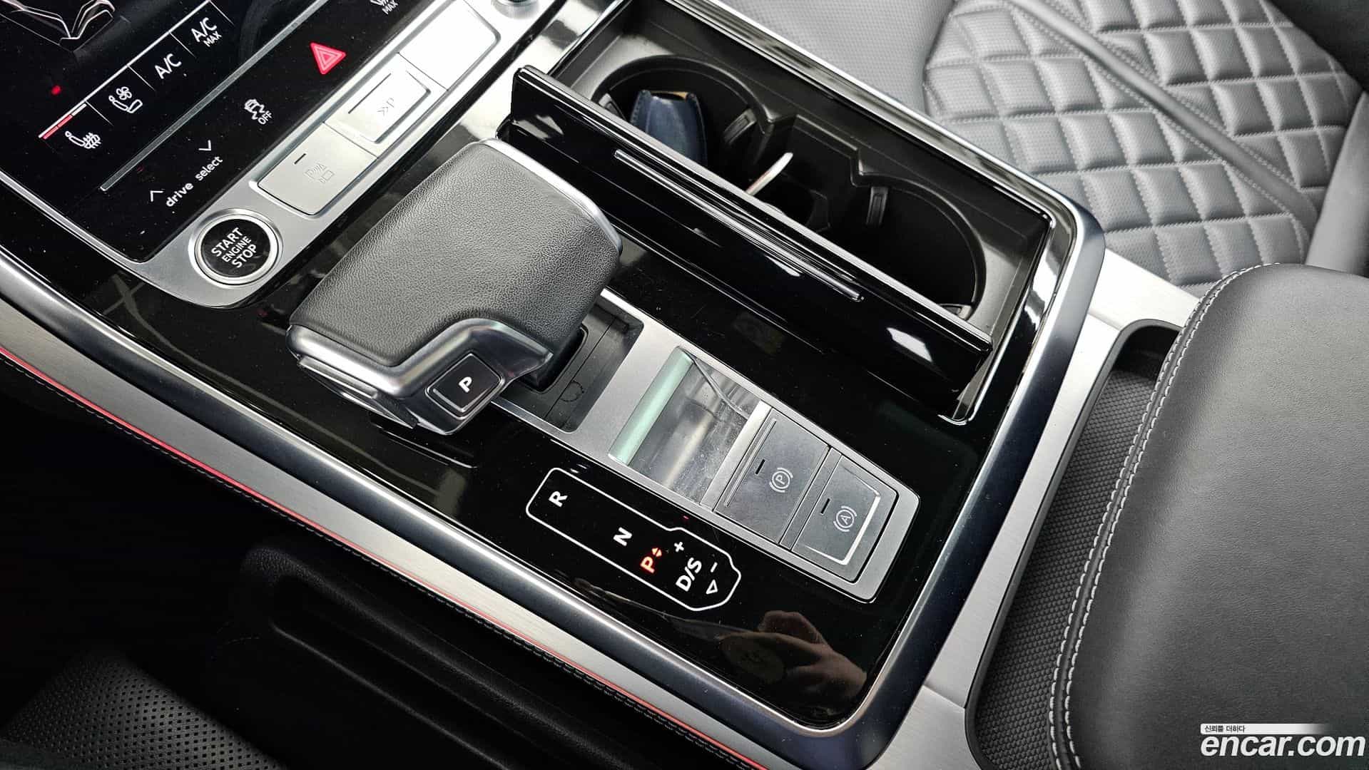 Q7 Audi 2023.2-INNER-009