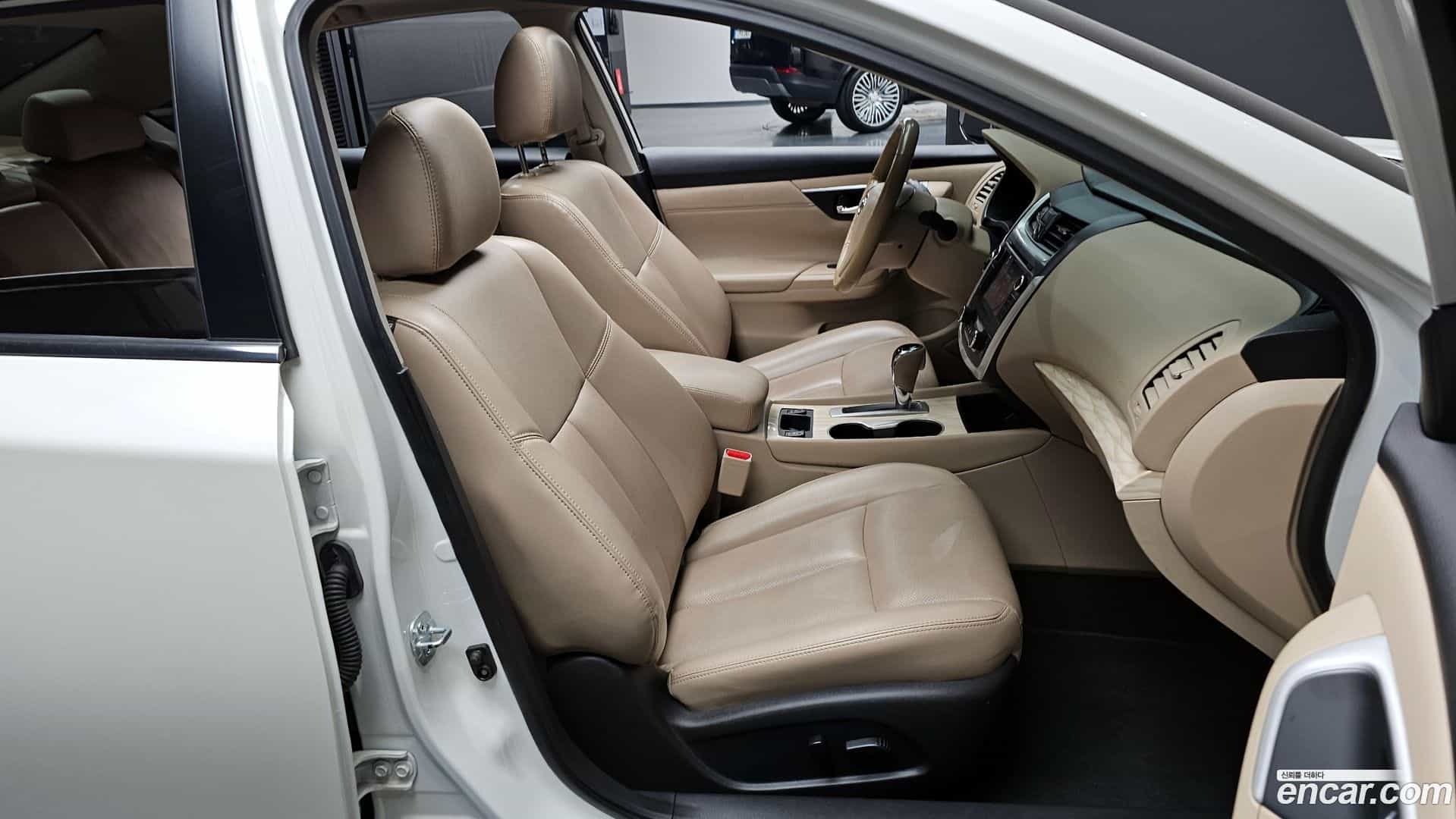 Altima Nissan 2017.2-INNER-010