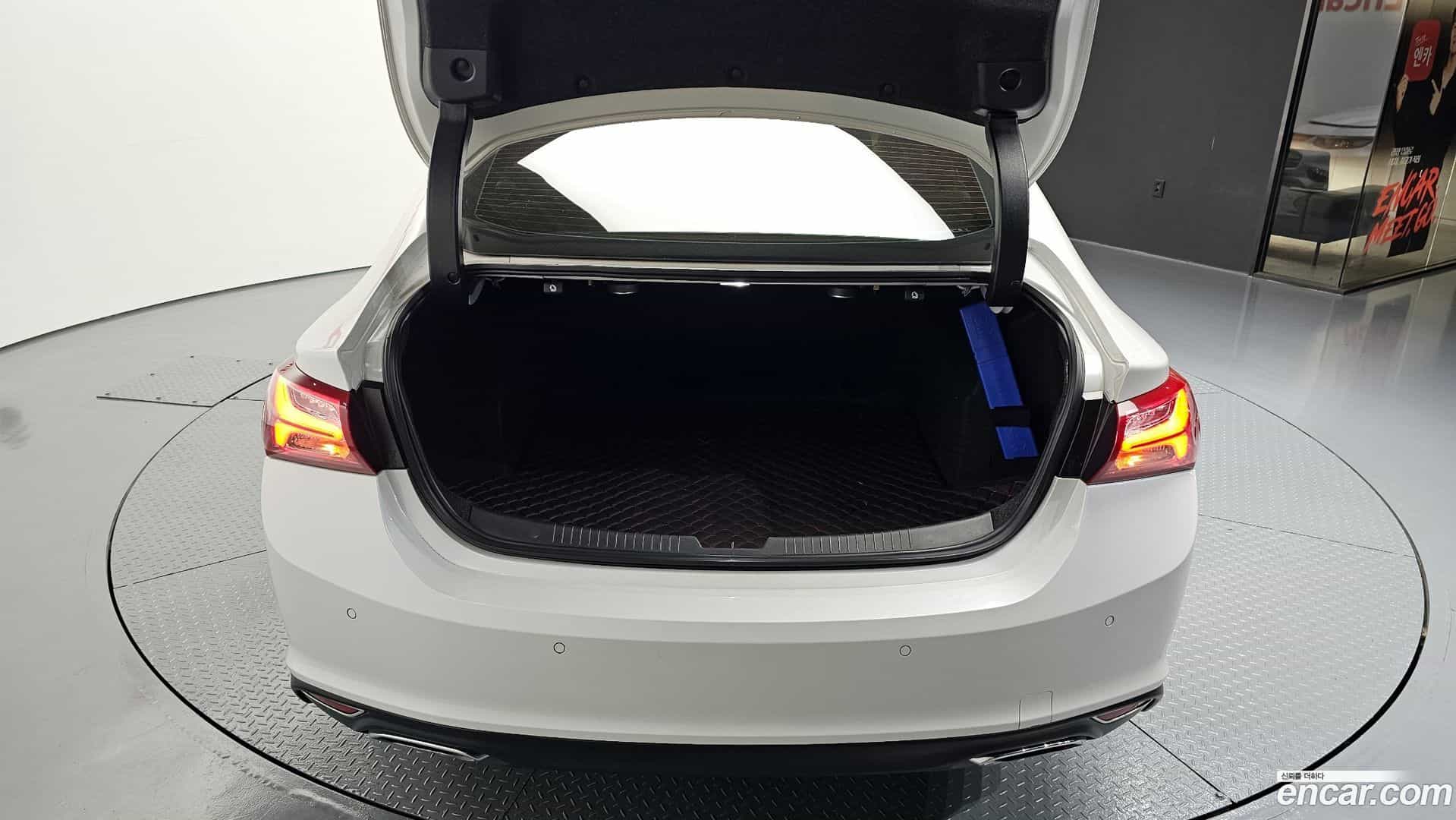 Malibu Chevrolet 2017.0-OPTION-024