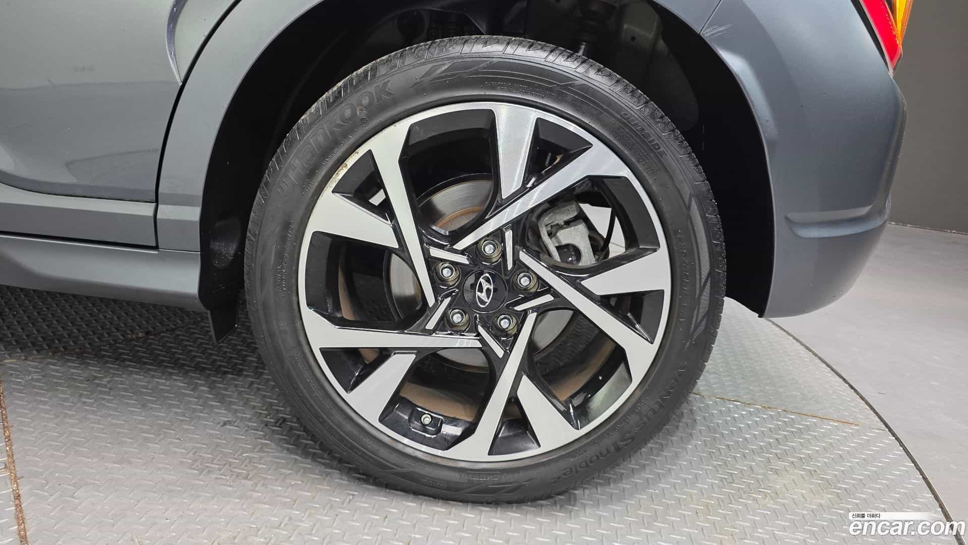 Kona Hyundai 2021.2-OUTER-005
