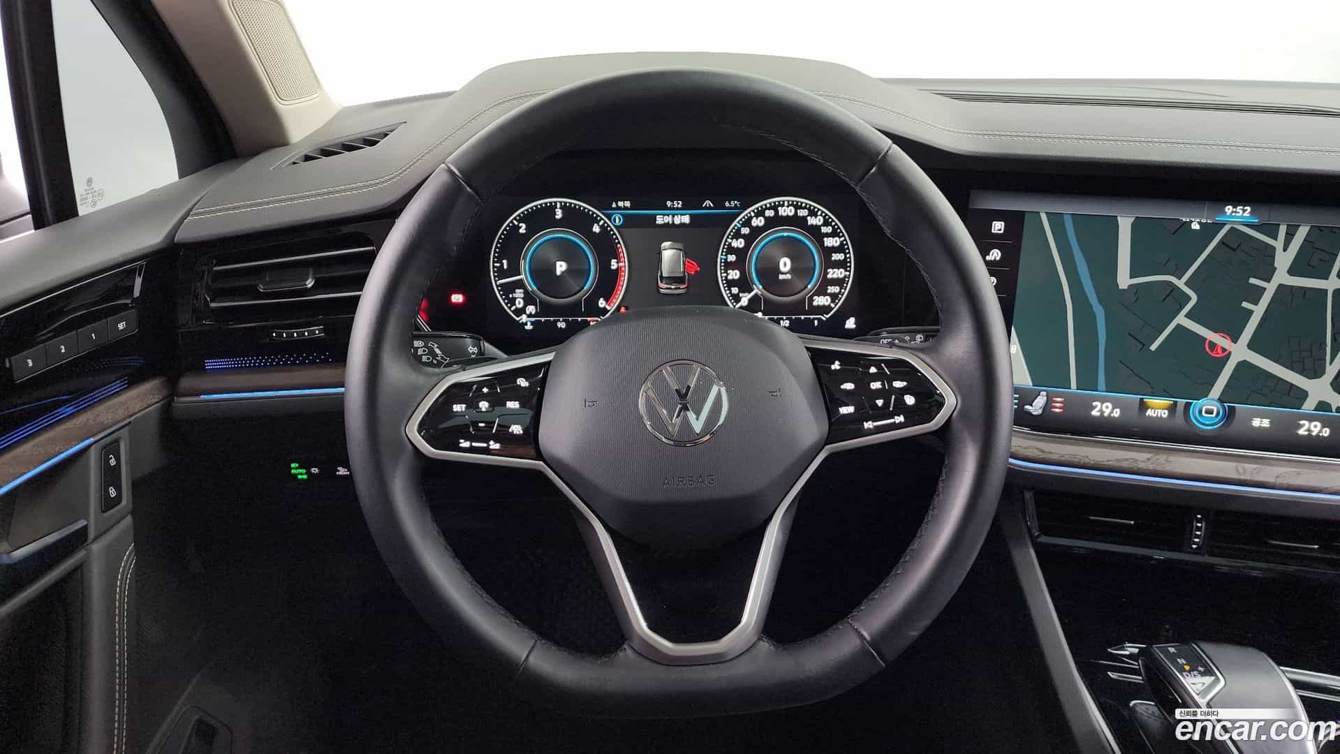 Touareg Volkswagen 2023.8-OPTION-017