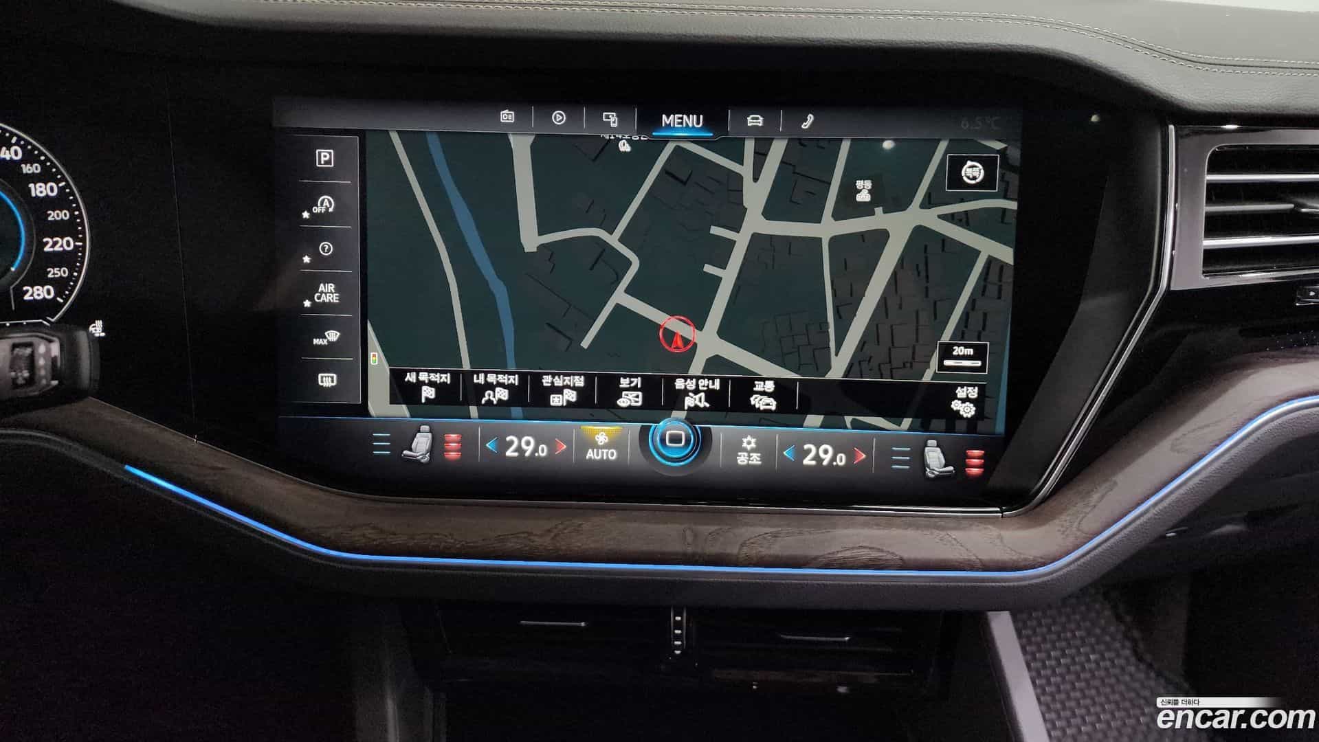 Touareg Volkswagen 2023.8-OPTION-018