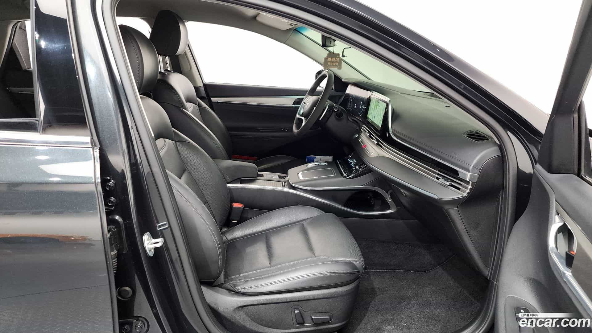 Grandeur Hyundai 2021.10-OPTION-015