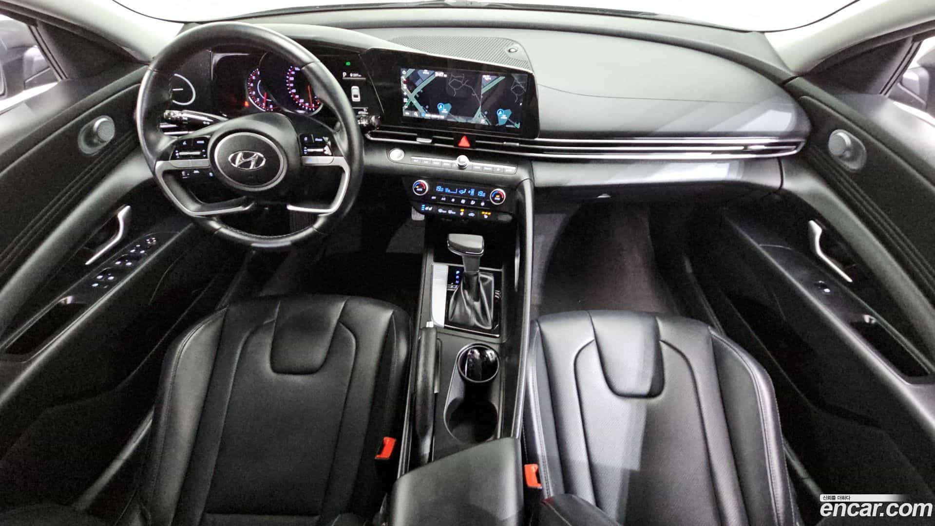 AVANTE Hyundai 2022.0-INNER-007