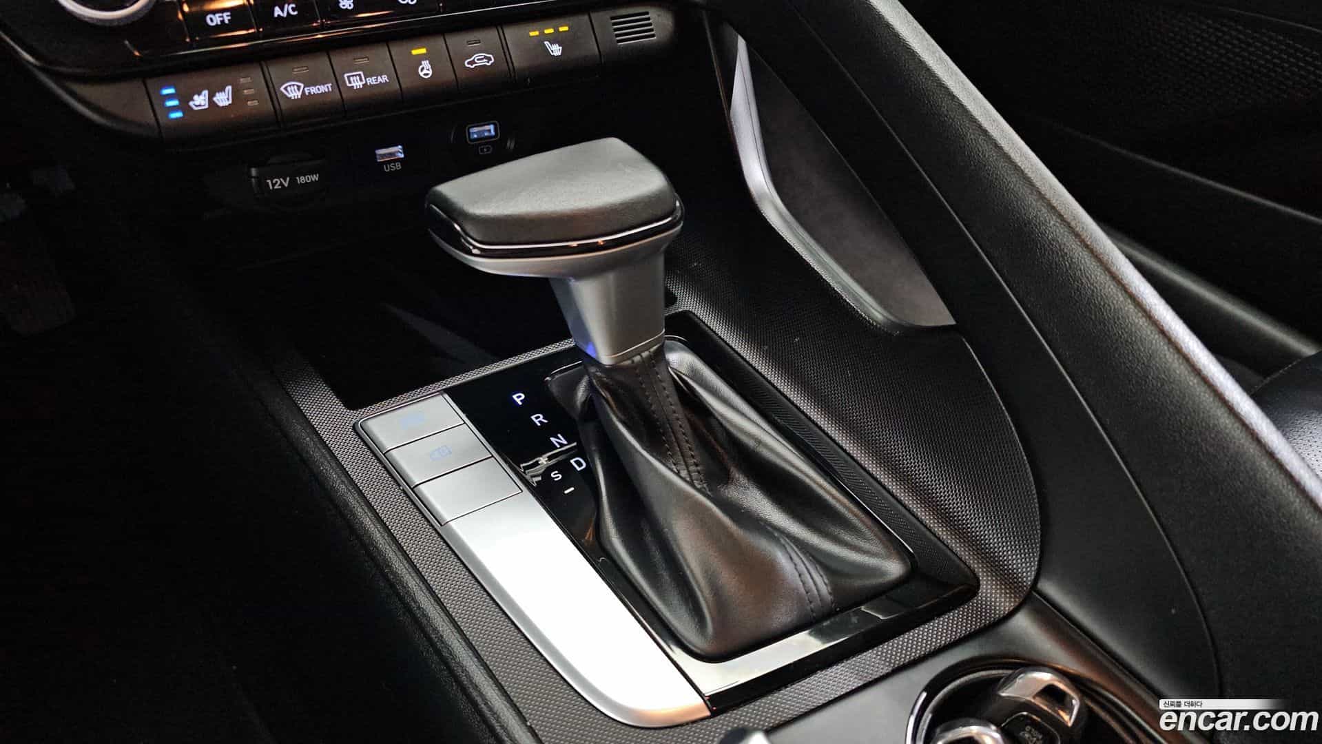 AVANTE Hyundai 2022.0-INNER-009