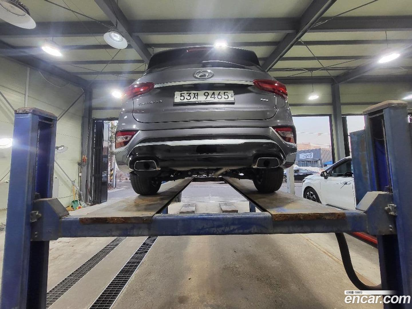 Main__Slider__Photo:Santafe Hyundai 2019.4-1